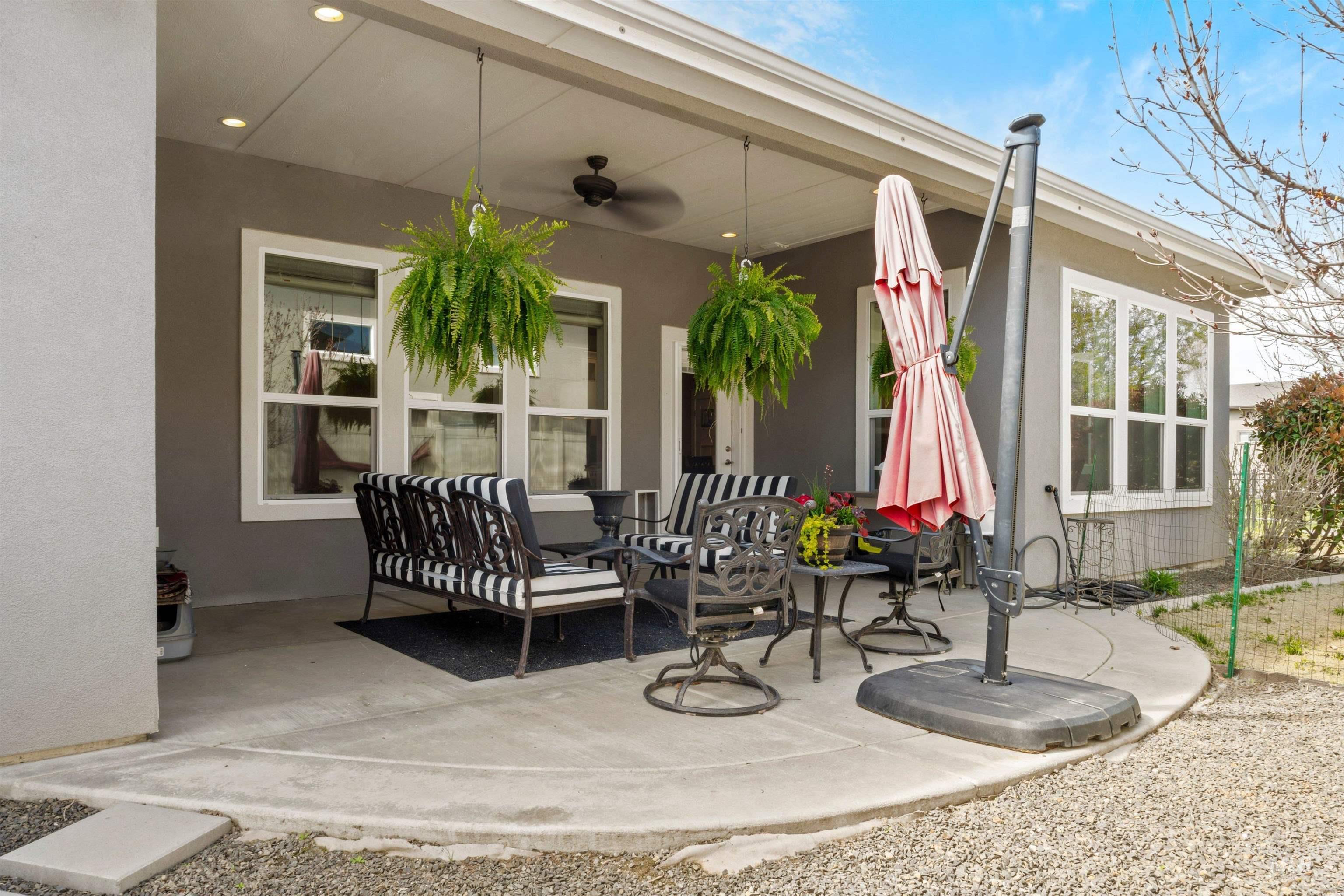 1360 N Bowknot Lake Way, Star, Idaho 83669, 4 Bedrooms, 3 Bathrooms, Residential For Sale, Price $889,000, 98981216