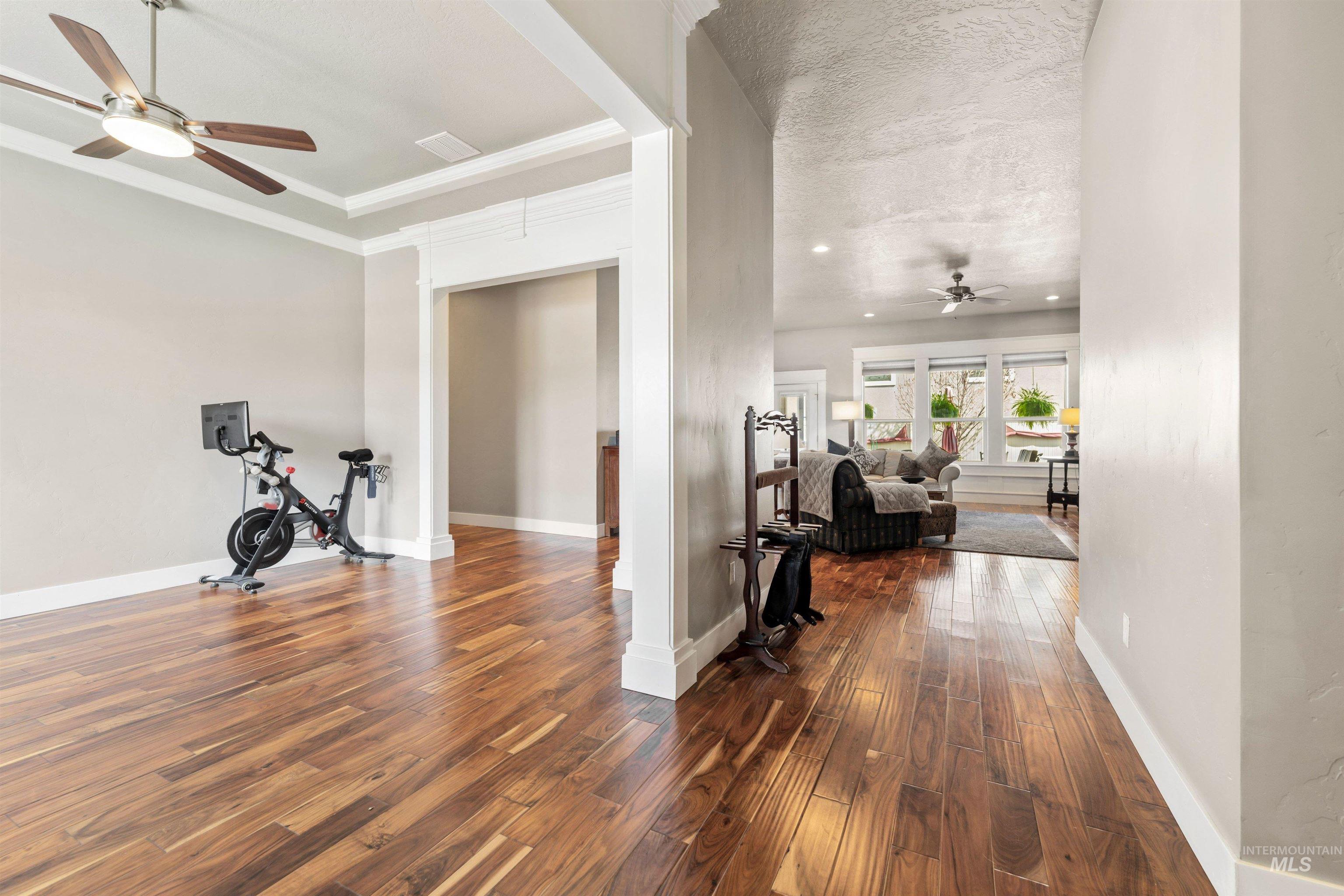 1360 N Bowknot Lake Way, Star, Idaho 83669, 4 Bedrooms, 3 Bathrooms, Residential For Sale, Price $889,000, 98981216