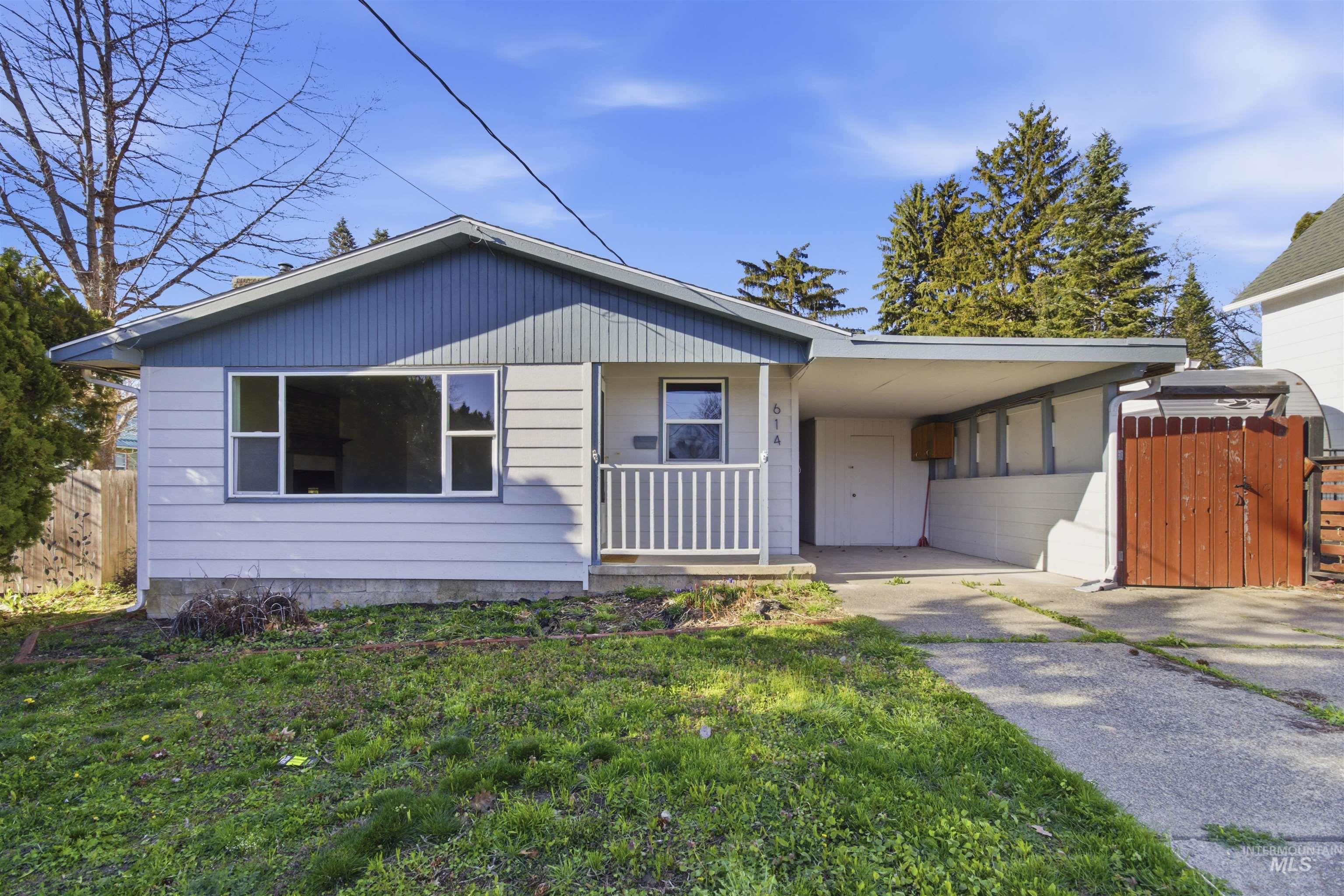 614 Kenneth St, Moscow, Idaho 83843, 3 Bedrooms, 1 Bathroom, Residential For Sale, Price $365,000, 98981217