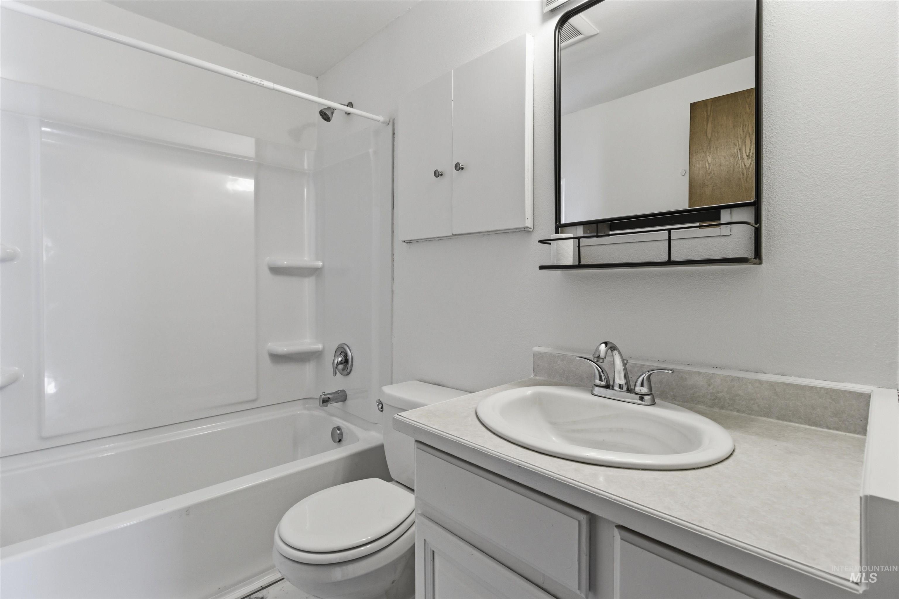 614 Kenneth St, Moscow, Idaho 83843, 3 Bedrooms, 1 Bathroom, Residential For Sale, Price $365,000, 98981217