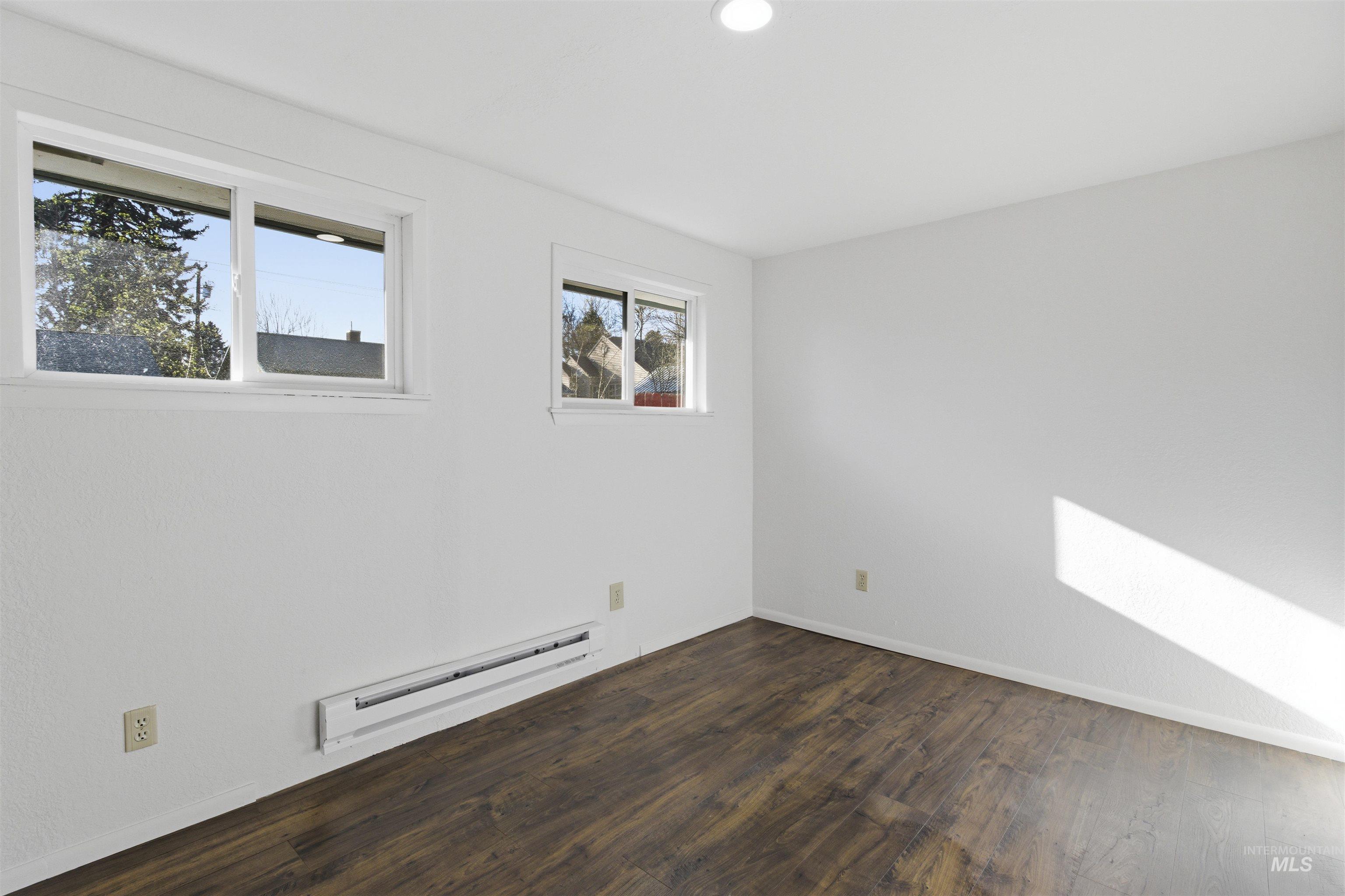 614 Kenneth St, Moscow, Idaho 83843, 3 Bedrooms, 1 Bathroom, Residential For Sale, Price $365,000, 98981217