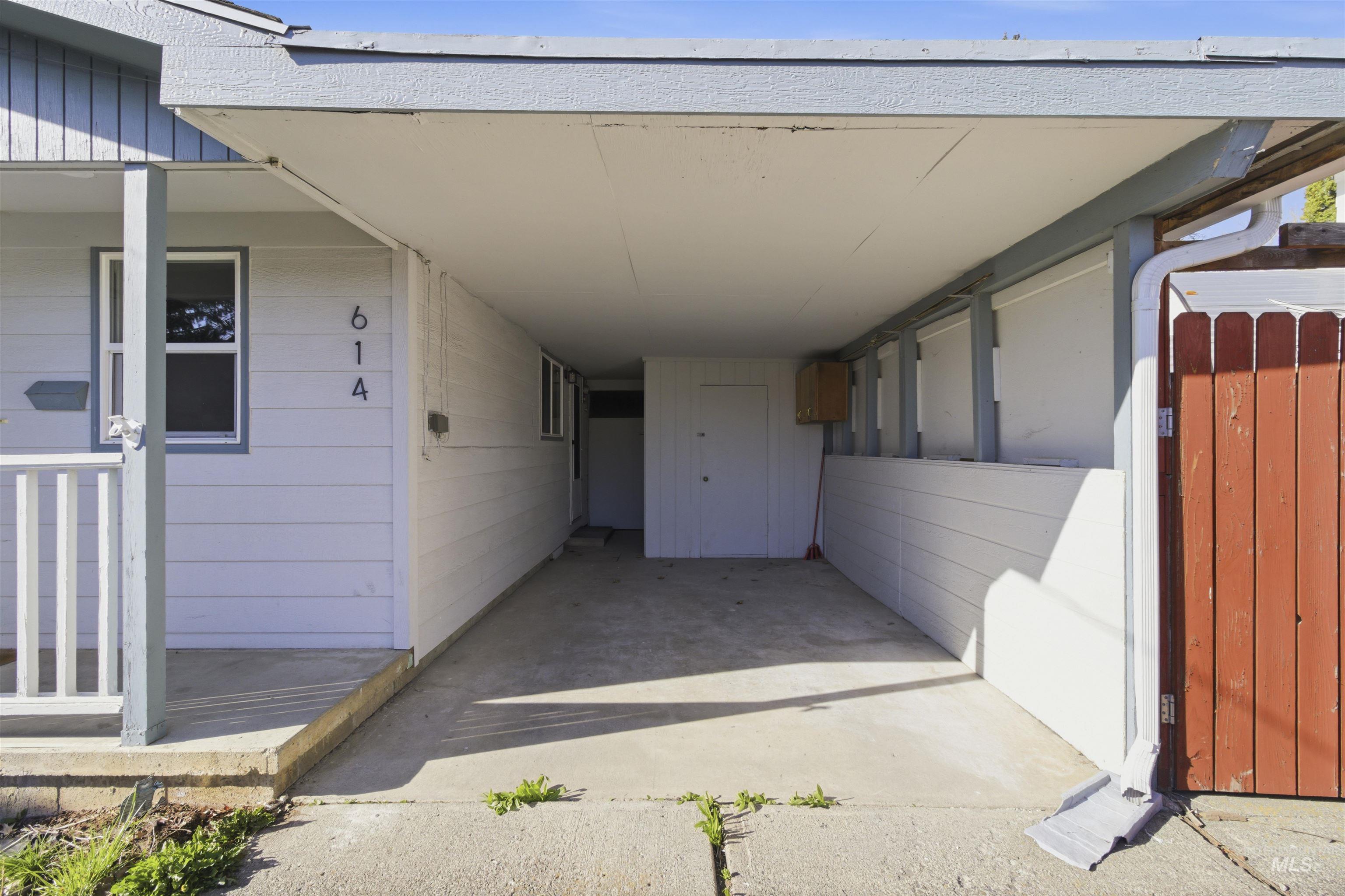 614 Kenneth St, Moscow, Idaho 83843, 3 Bedrooms, 1 Bathroom, Residential For Sale, Price $365,000, 98981217