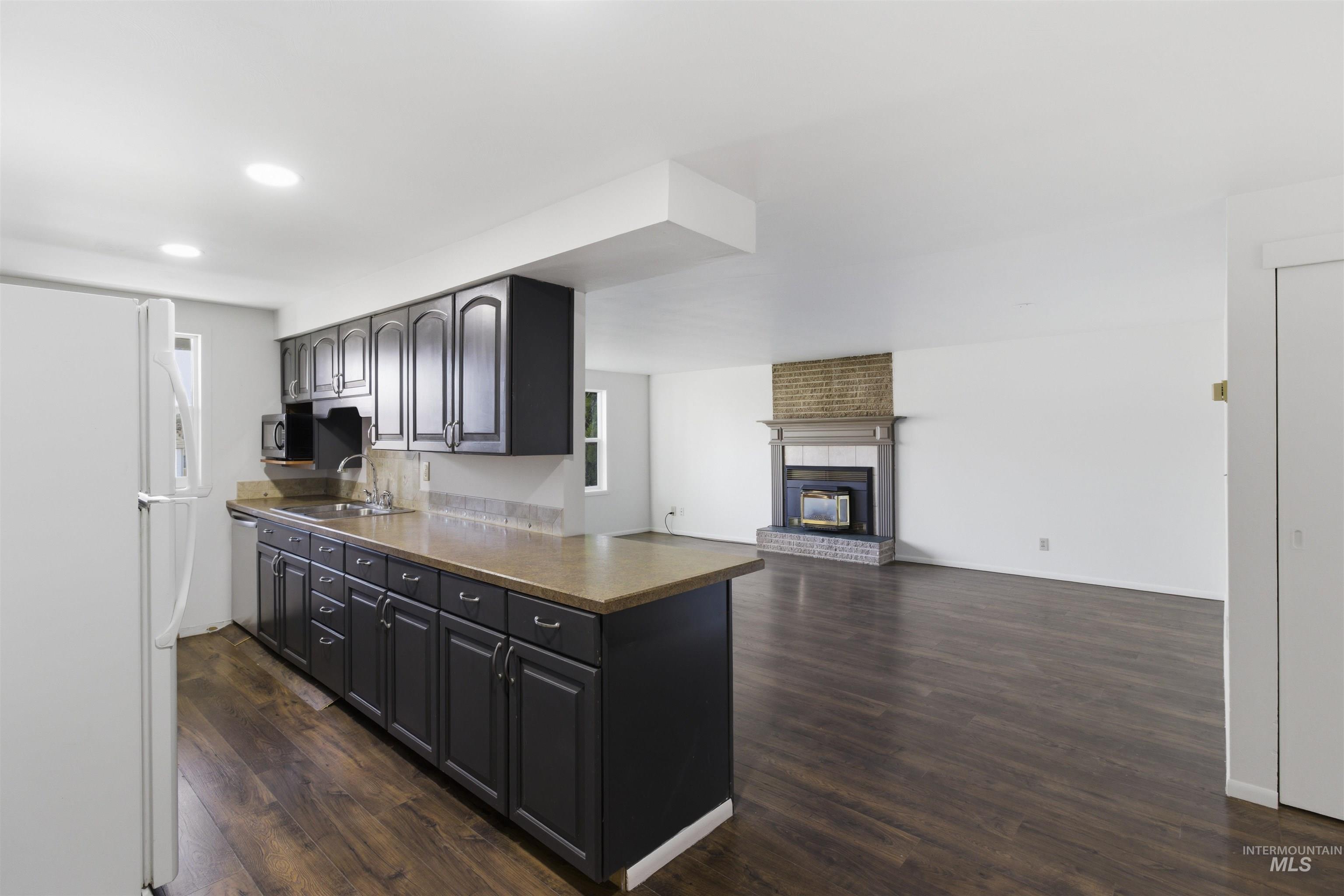 614 Kenneth St, Moscow, Idaho 83843, 3 Bedrooms, 1 Bathroom, Residential For Sale, Price $365,000, 98981217