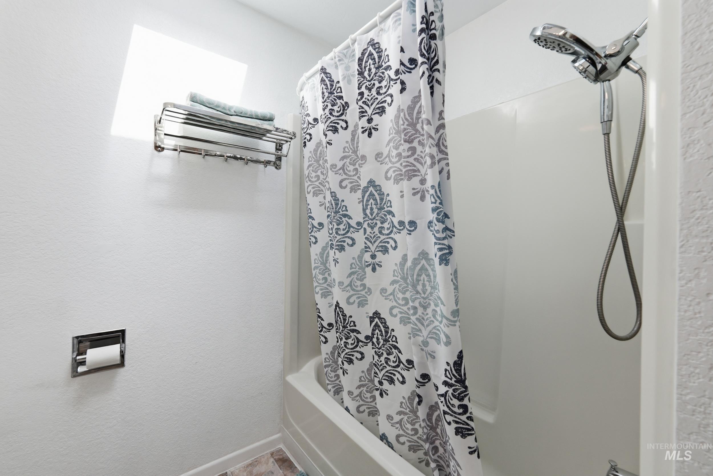 2811 Pisces Drive, Caldwell, Idaho 83605, 3 Bedrooms, 2 Bathrooms, Residential For Sale, Price $369,900, 98981218