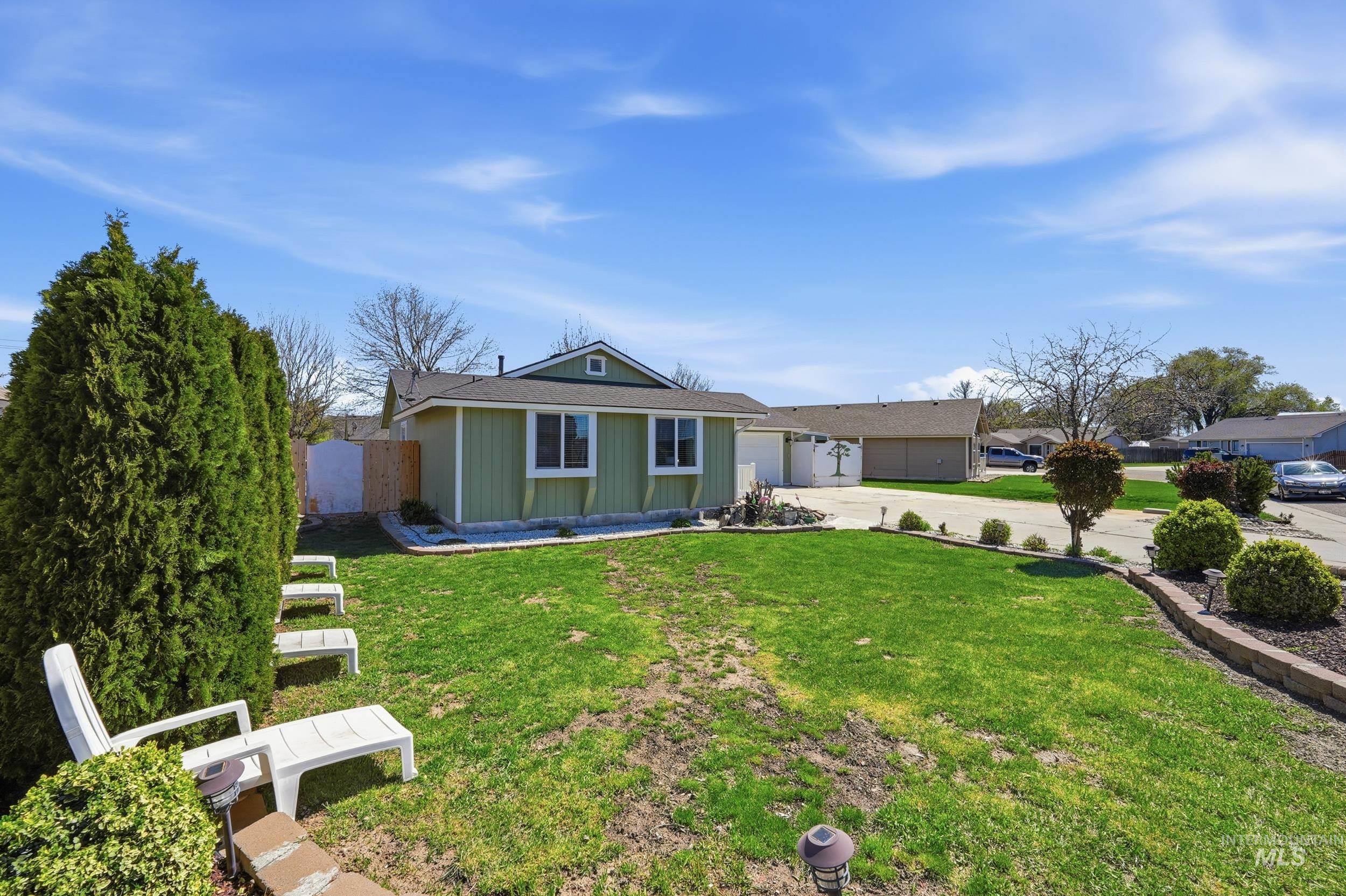 2811 Pisces Drive, Caldwell, Idaho 83605, 3 Bedrooms, 2 Bathrooms, Residential For Sale, Price $369,900, 98981218