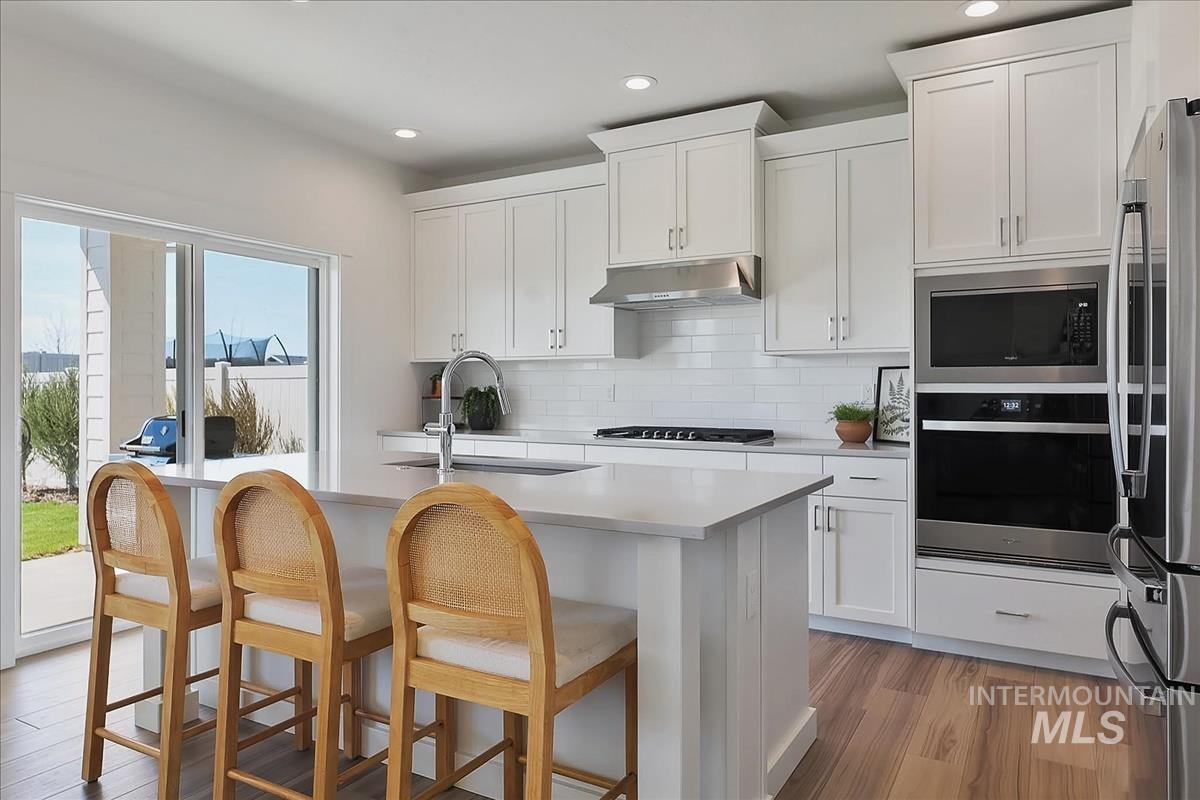 8881 W Snow Wolf Dr, Star, Idaho 83669, 3 Bedrooms, 2.5 Bathrooms, Residential For Sale, Price $550,000, 98981219