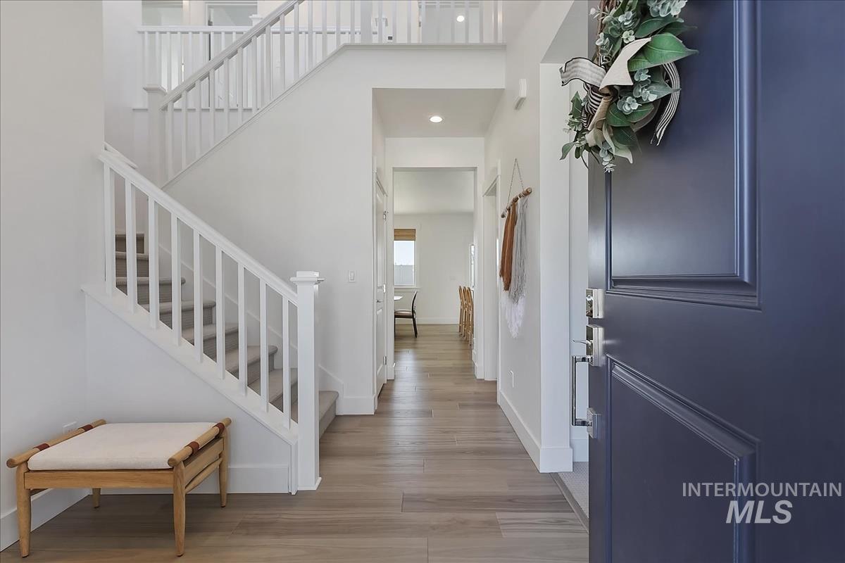 8881 W Snow Wolf Dr, Star, Idaho 83669, 3 Bedrooms, 2.5 Bathrooms, Residential For Sale, Price $550,000, 98981219