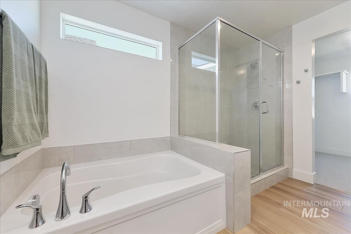 8881 W Snow Wolf Dr, Star, Idaho 83669, 3 Bedrooms, 2.5 Bathrooms, Residential For Sale, Price $550,000, 98981219