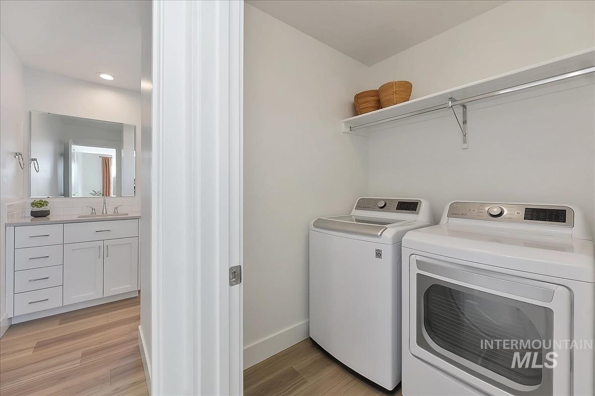 8881 W Snow Wolf Dr, Star, Idaho 83669, 3 Bedrooms, 2.5 Bathrooms, Residential For Sale, Price $550,000, 98981219