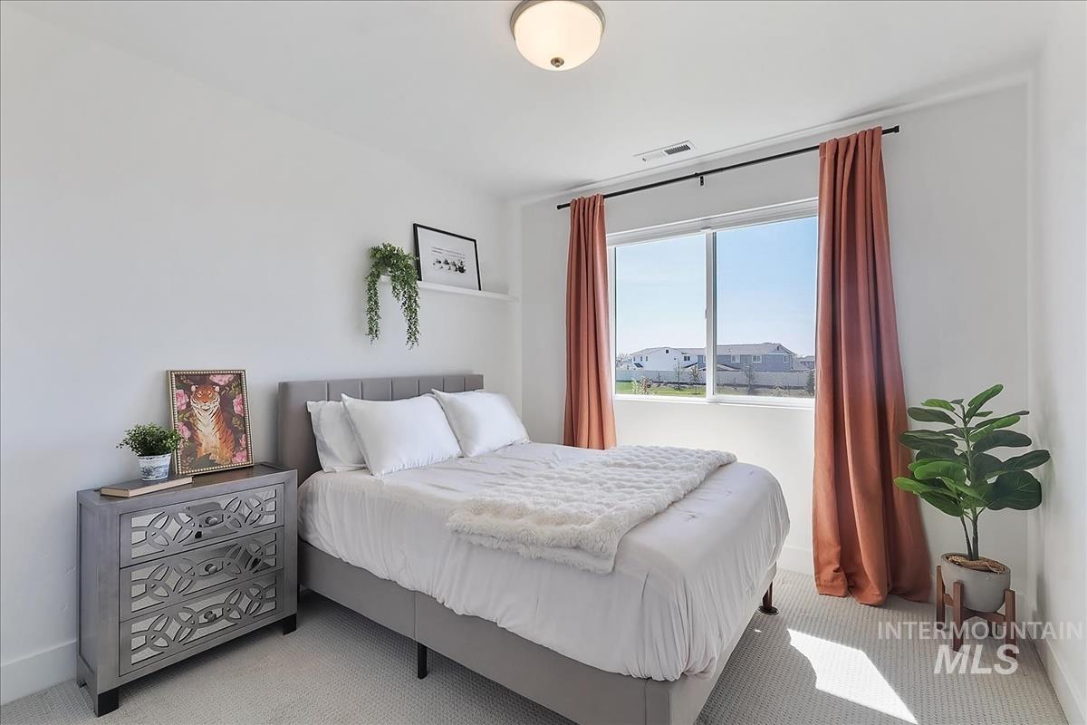 8881 W Snow Wolf Dr, Star, Idaho 83669, 3 Bedrooms, 2.5 Bathrooms, Residential For Sale, Price $550,000, 98981219