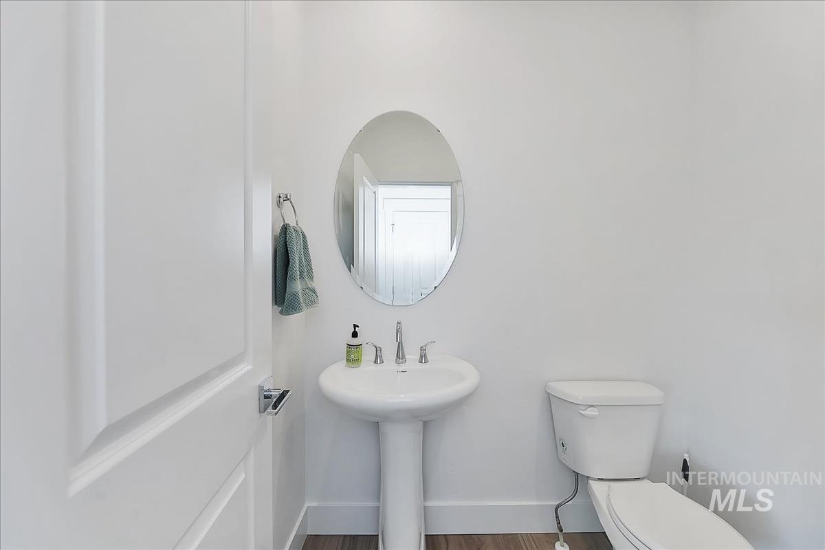 8881 W Snow Wolf Dr, Star, Idaho 83669, 3 Bedrooms, 2.5 Bathrooms, Residential For Sale, Price $550,000, 98981219