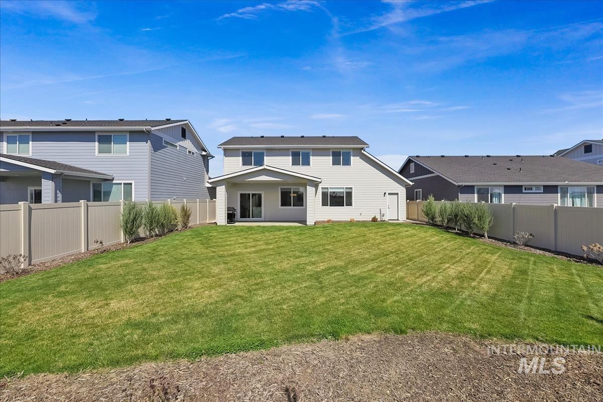 8881 W Snow Wolf Dr, Star, Idaho 83669, 3 Bedrooms, 2.5 Bathrooms, Residential For Sale, Price $550,000, 98981219