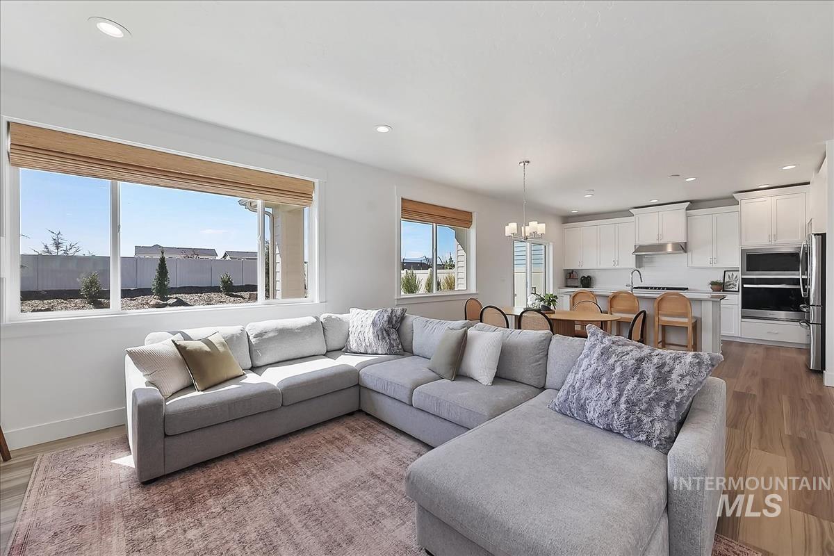 8881 W Snow Wolf Dr, Star, Idaho 83669, 3 Bedrooms, 2.5 Bathrooms, Residential For Sale, Price $550,000, 98981219