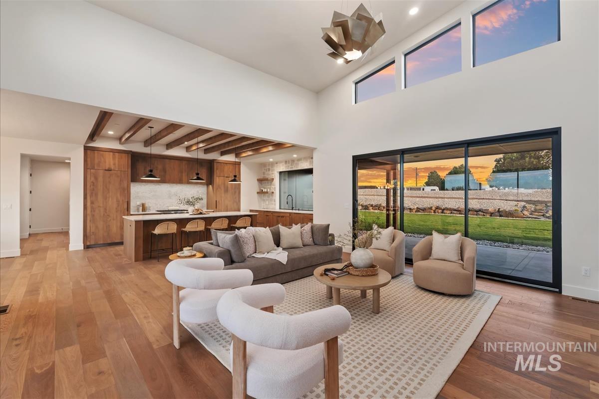 8085 Quail Hollow Dr, Middleton, Idaho 83644, 4 Bedrooms, 4.5 Bathrooms, Residential For Sale, Price $1,699,900, 98981220