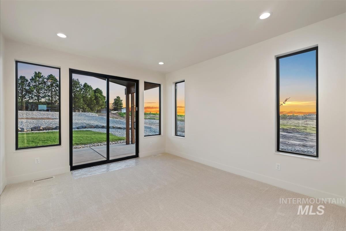 8085 Quail Hollow Dr, Middleton, Idaho 83644, 4 Bedrooms, 4.5 Bathrooms, Residential For Sale, Price $1,699,900, 98981220