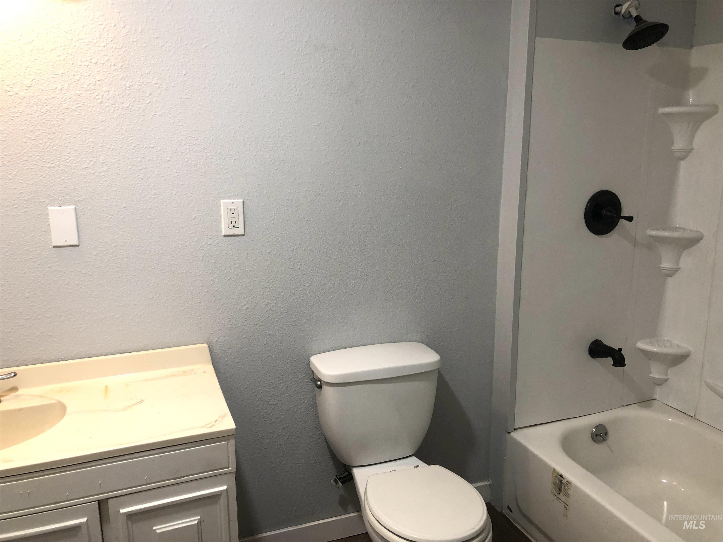 717 10th St., Clarkston, Washington 99403, 2 Bedrooms, 1 Bathroom, Residential For Sale, Price $210,000, 98981222