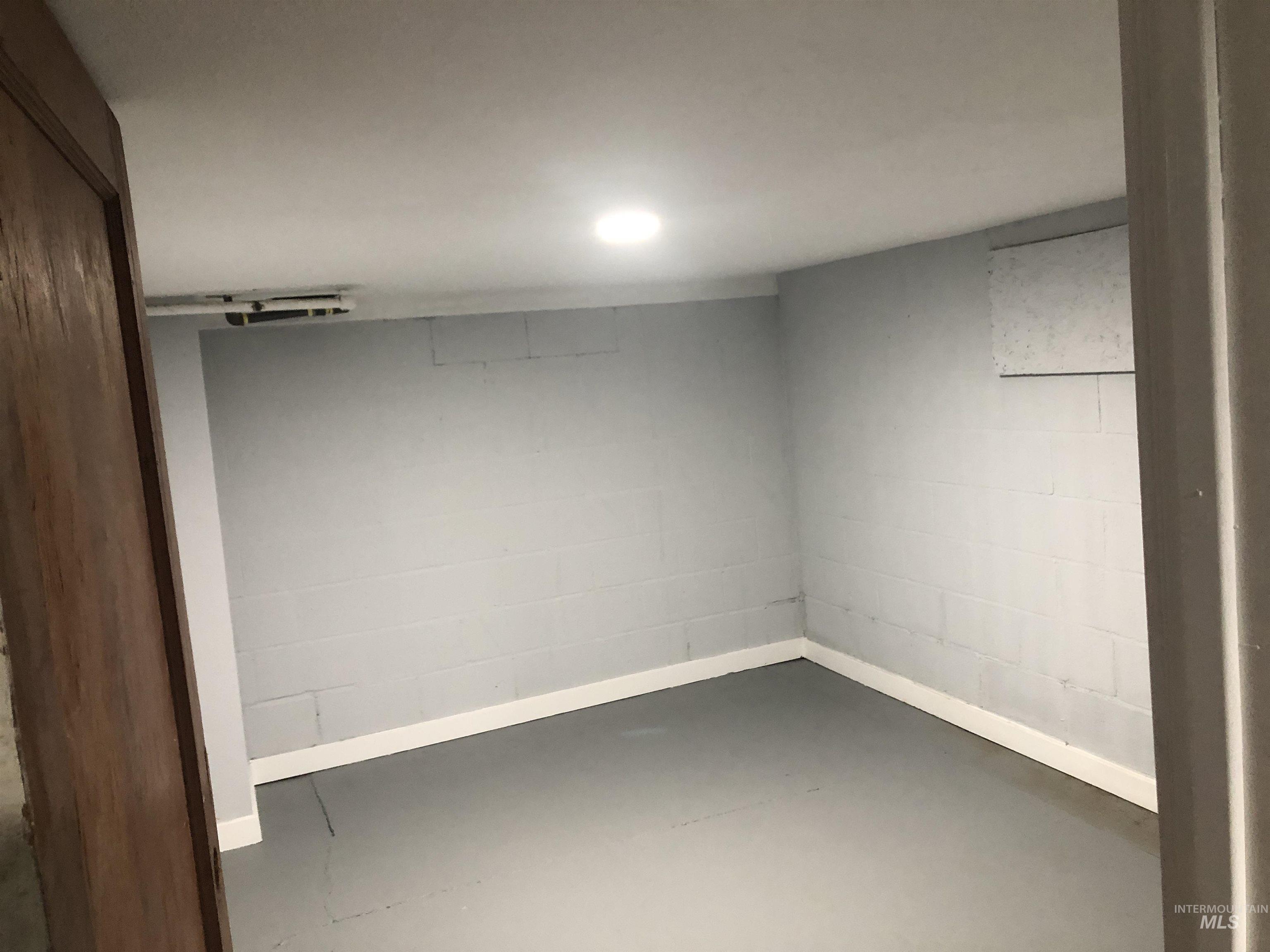 717 10th St., Clarkston, Washington 99403, 2 Bedrooms, 1 Bathroom, Residential For Sale, Price $210,000, 98981222