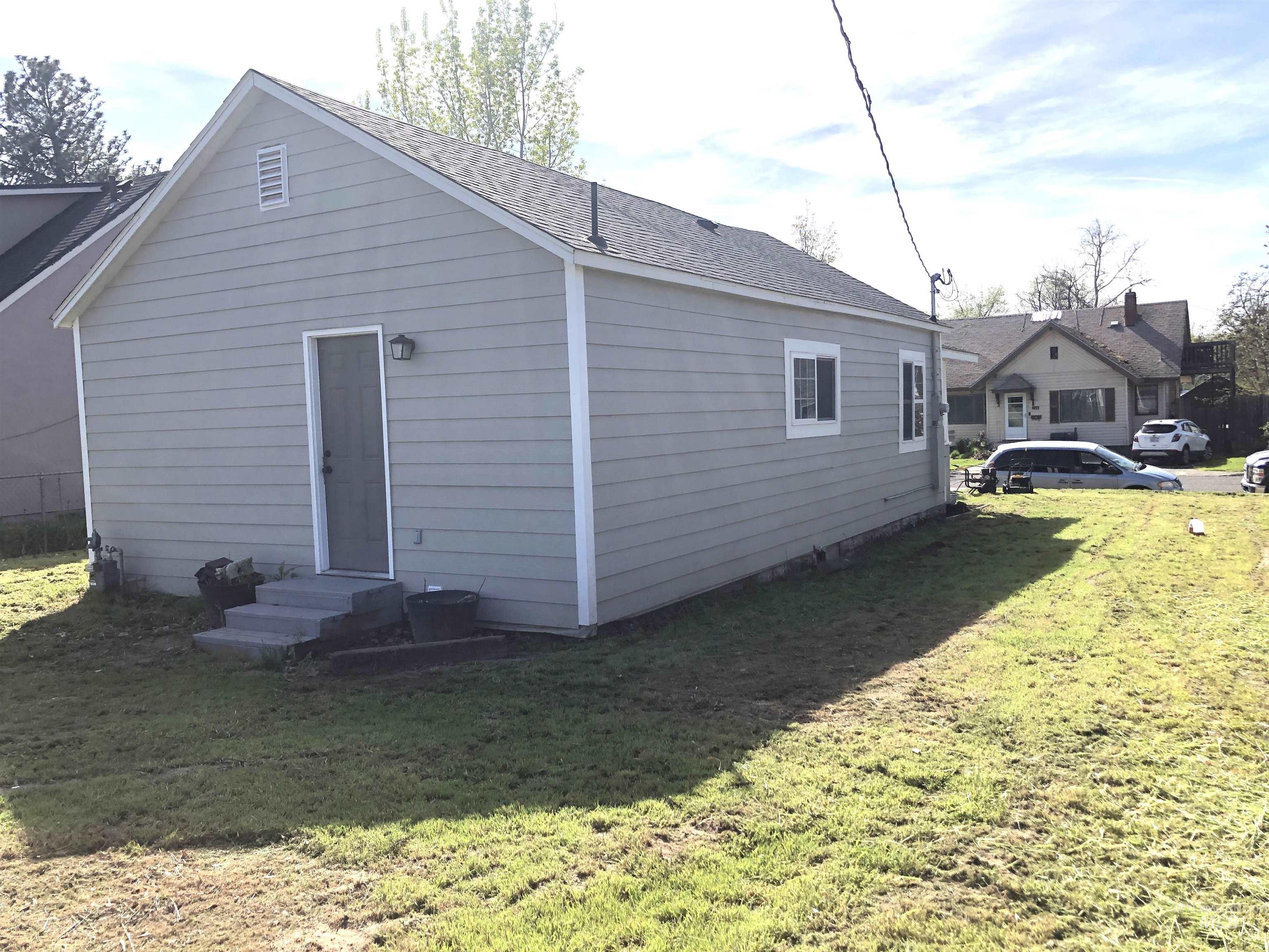 717 10th St., Clarkston, Washington 99403, 2 Bedrooms, 1 Bathroom, Residential For Sale, Price $210,000, 98981222