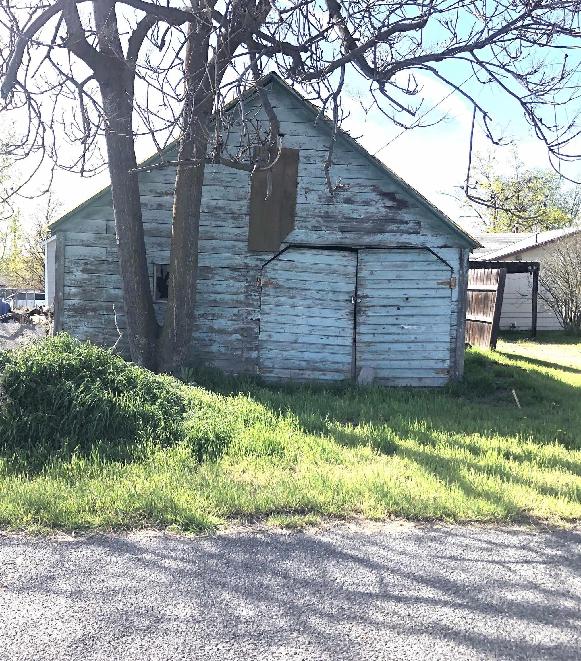 717 10th St., Clarkston, Washington 99403, 2 Bedrooms, 1 Bathroom, Residential For Sale, Price $210,000, 98981222