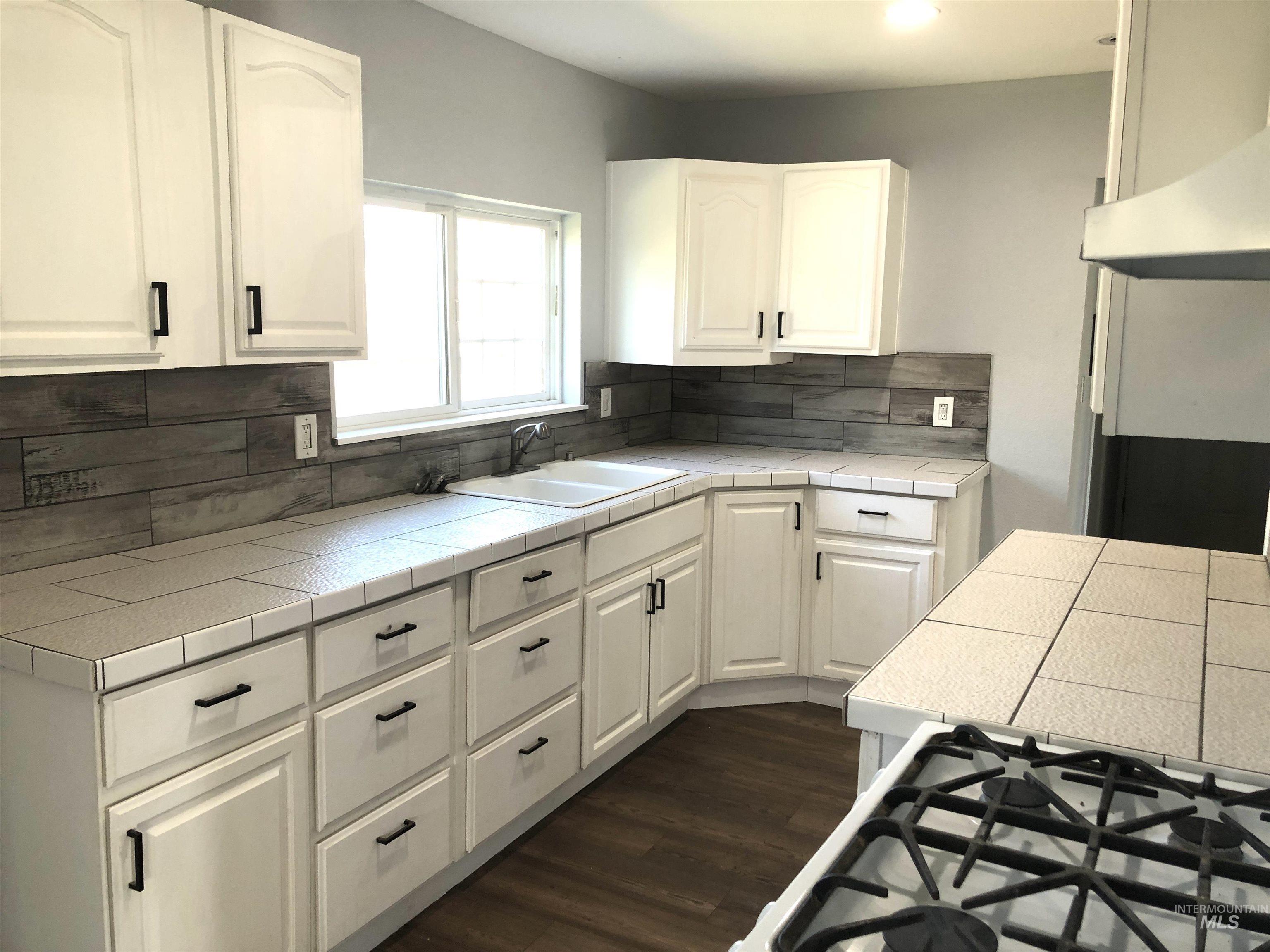 717 10th St., Clarkston, Washington 99403, 2 Bedrooms, 1 Bathroom, Residential For Sale, Price $210,000, 98981222