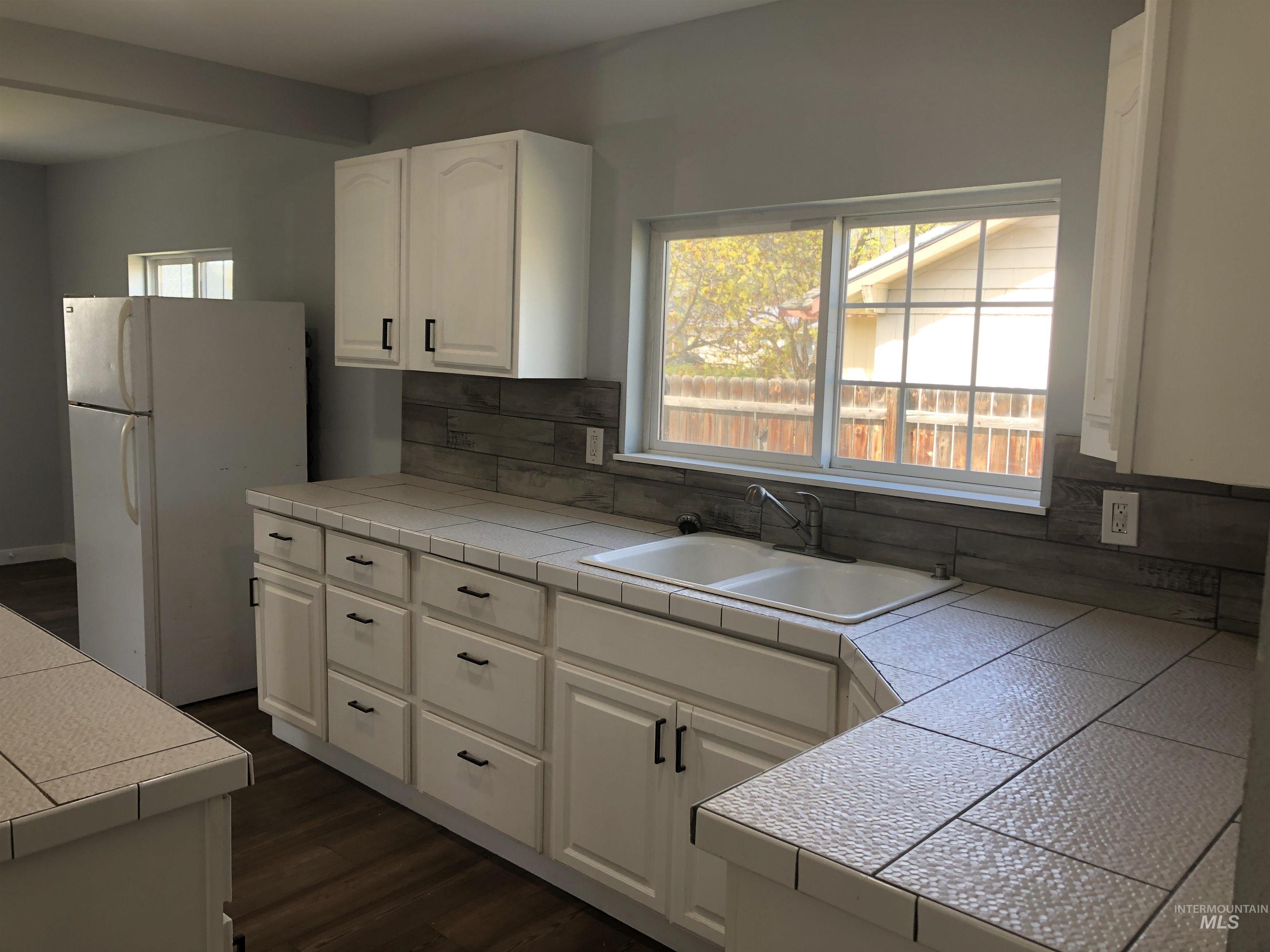 717 10th St., Clarkston, Washington 99403, 2 Bedrooms, 1 Bathroom, Residential For Sale, Price $210,000, 98981222