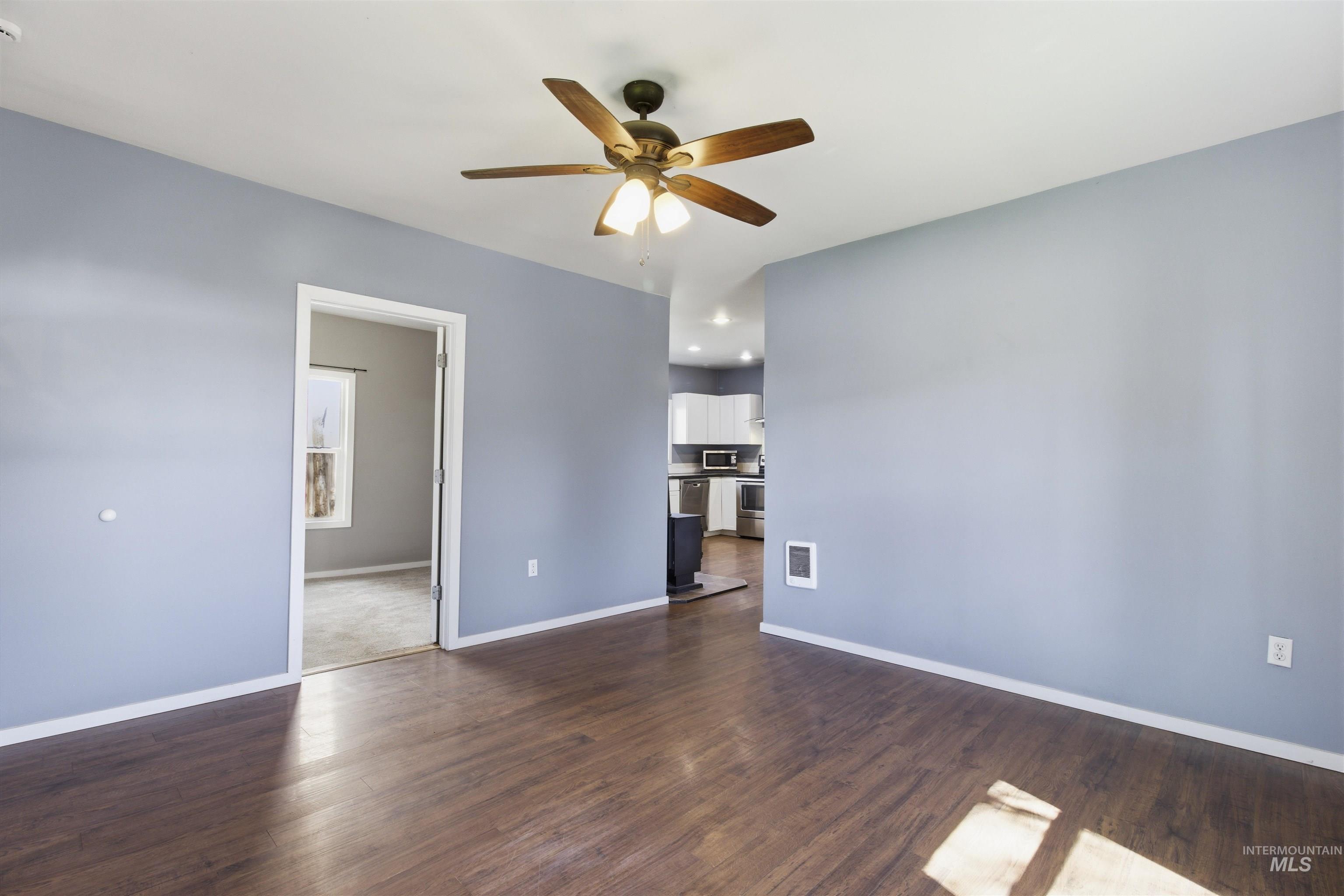 600 Main St, Deary, Idaho 83832, 2 Bedrooms, 2 Bathrooms, Residential For Sale, Price $315,000, 98981224