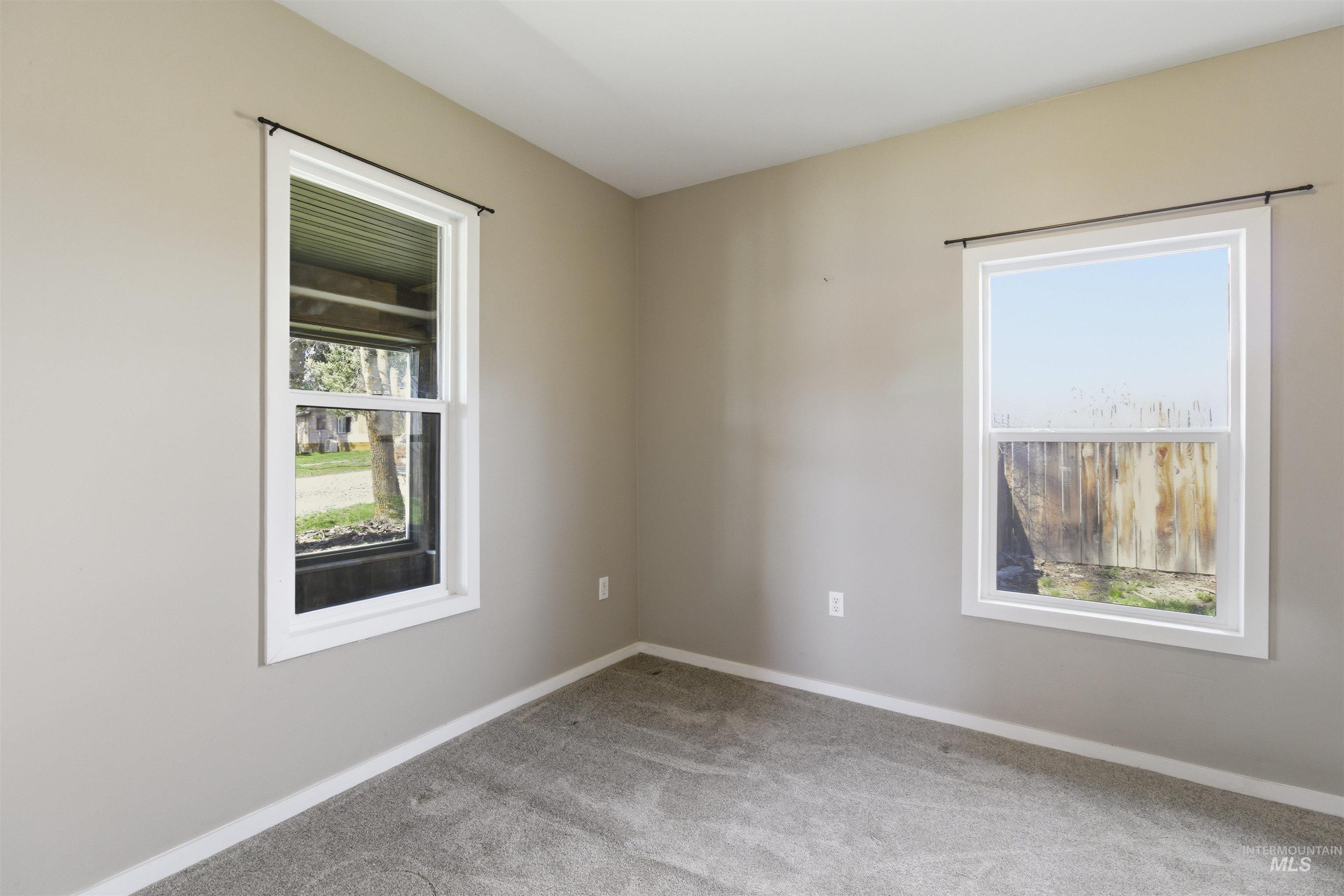 600 Main St, Deary, Idaho 83832, 2 Bedrooms, 2 Bathrooms, Residential For Sale, Price $315,000, 98981224