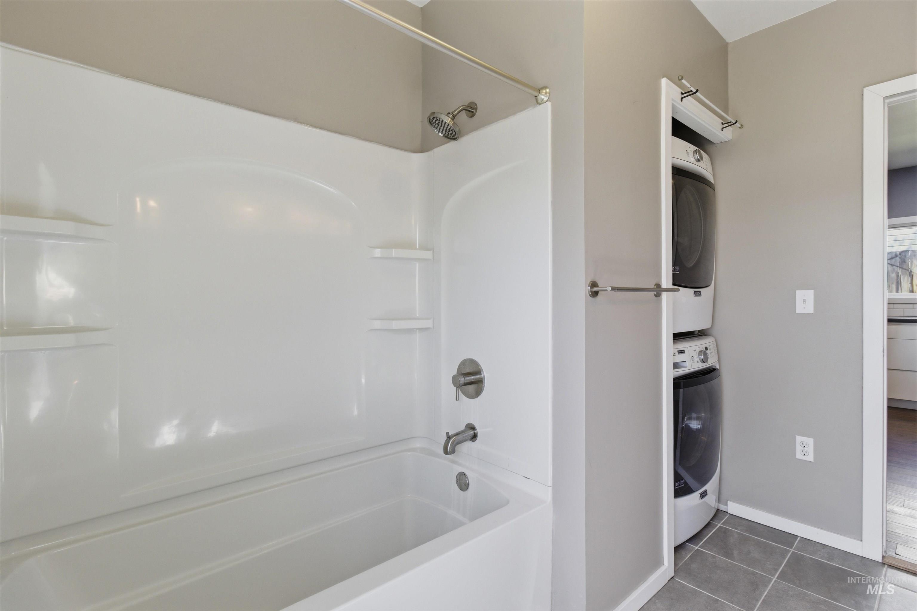 600 Main St, Deary, Idaho 83832, 2 Bedrooms, 2 Bathrooms, Residential For Sale, Price $315,000, 98981224