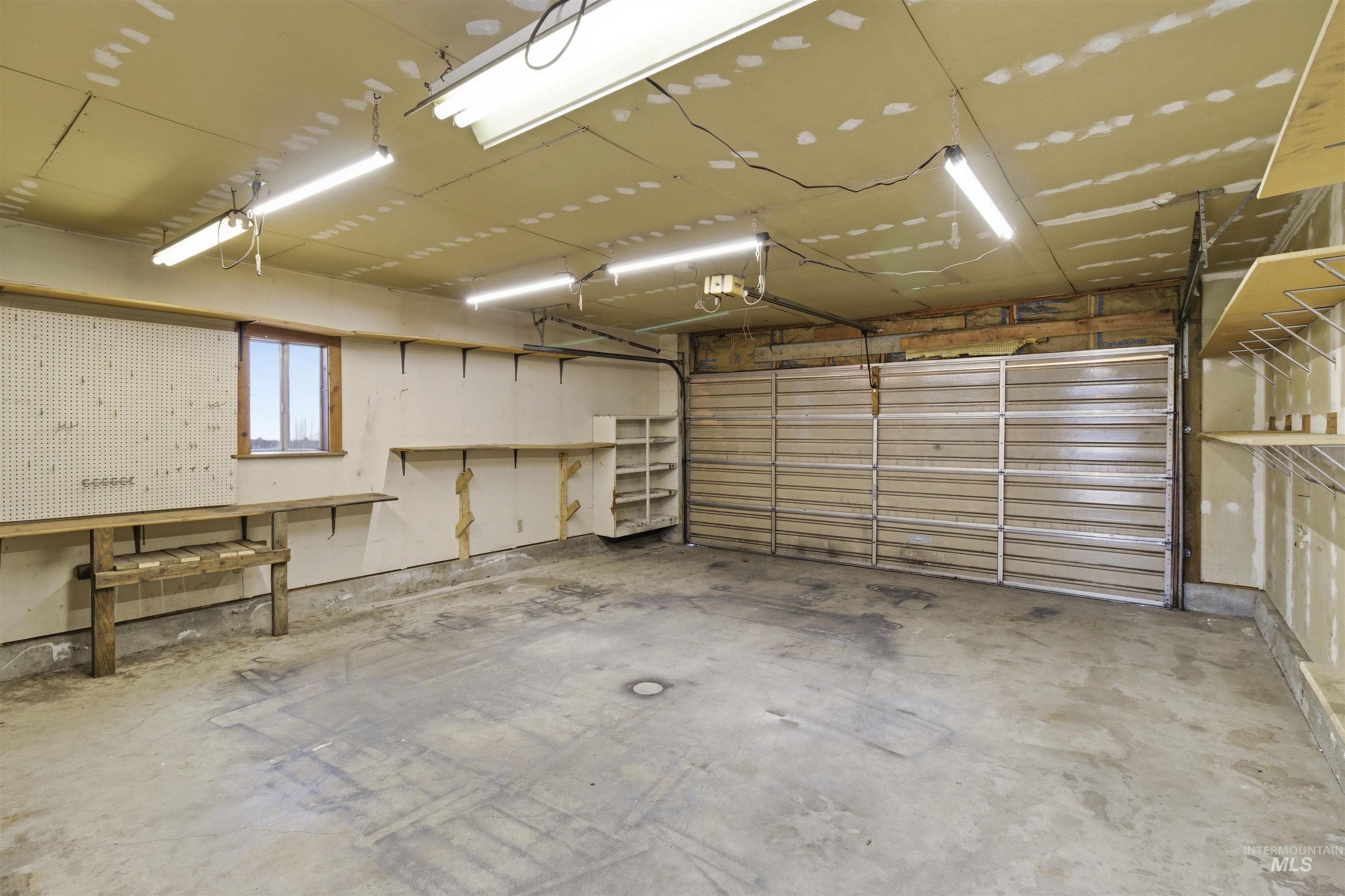 600 Main St, Deary, Idaho 83832, 2 Bedrooms, 2 Bathrooms, Residential For Sale, Price $315,000, 98981224