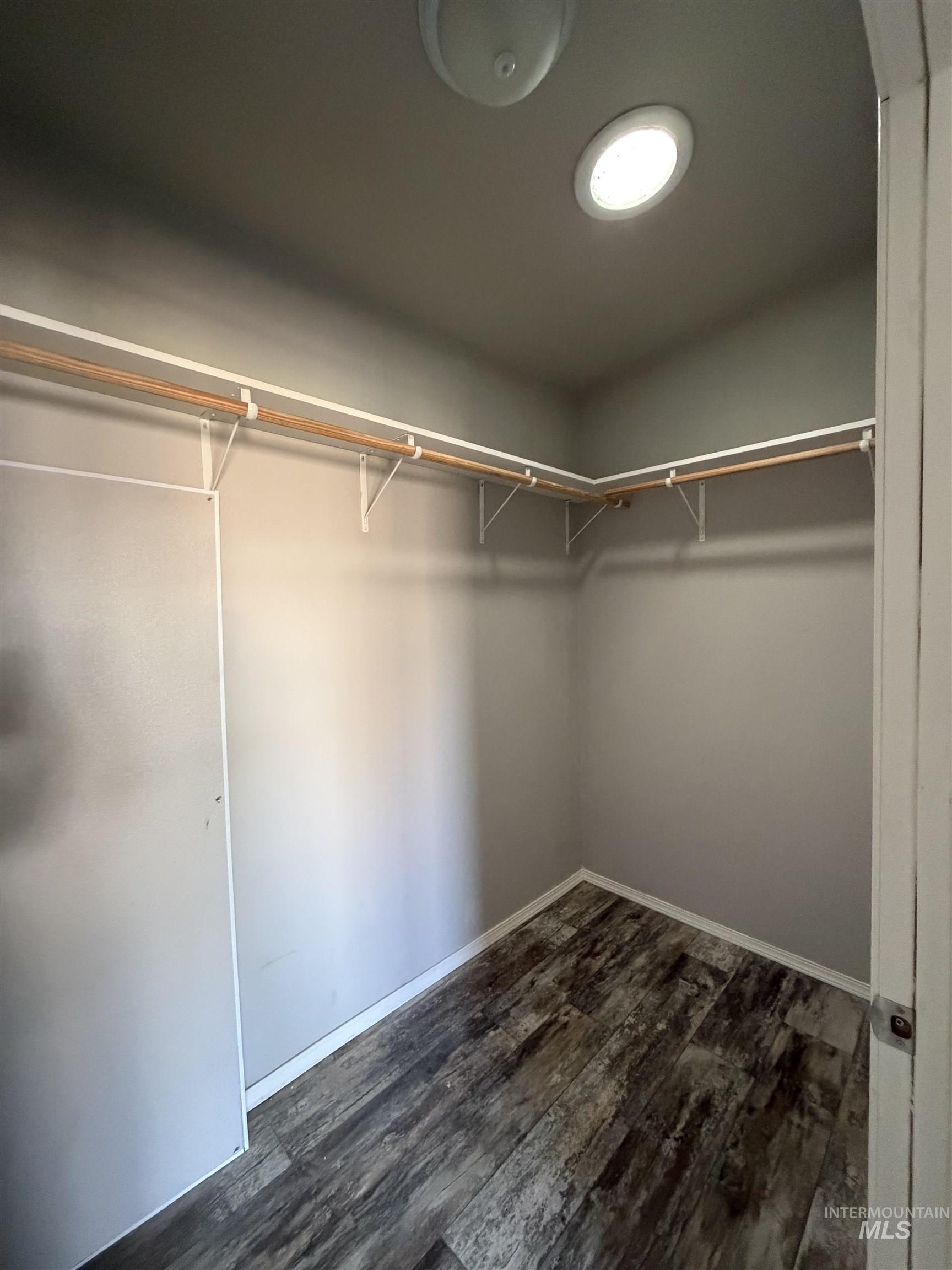 321 Joliet St, Caldwell, Idaho 83605, 3 Bedrooms, 2 Bathrooms, Residential For Sale, Price $220,000, 98981226