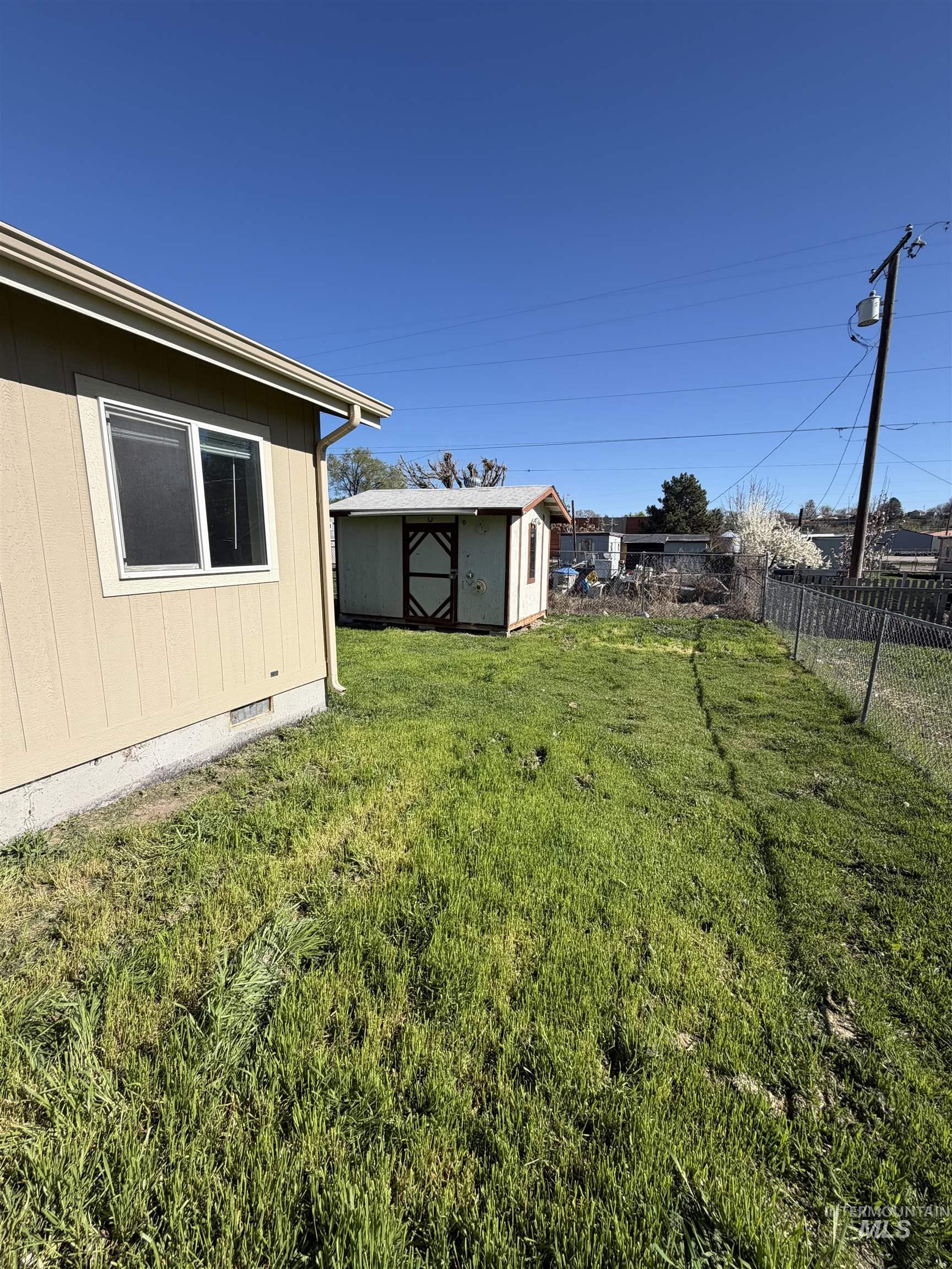 321 Joliet St, Caldwell, Idaho 83605, 3 Bedrooms, 2 Bathrooms, Residential For Sale, Price $220,000, 98981226