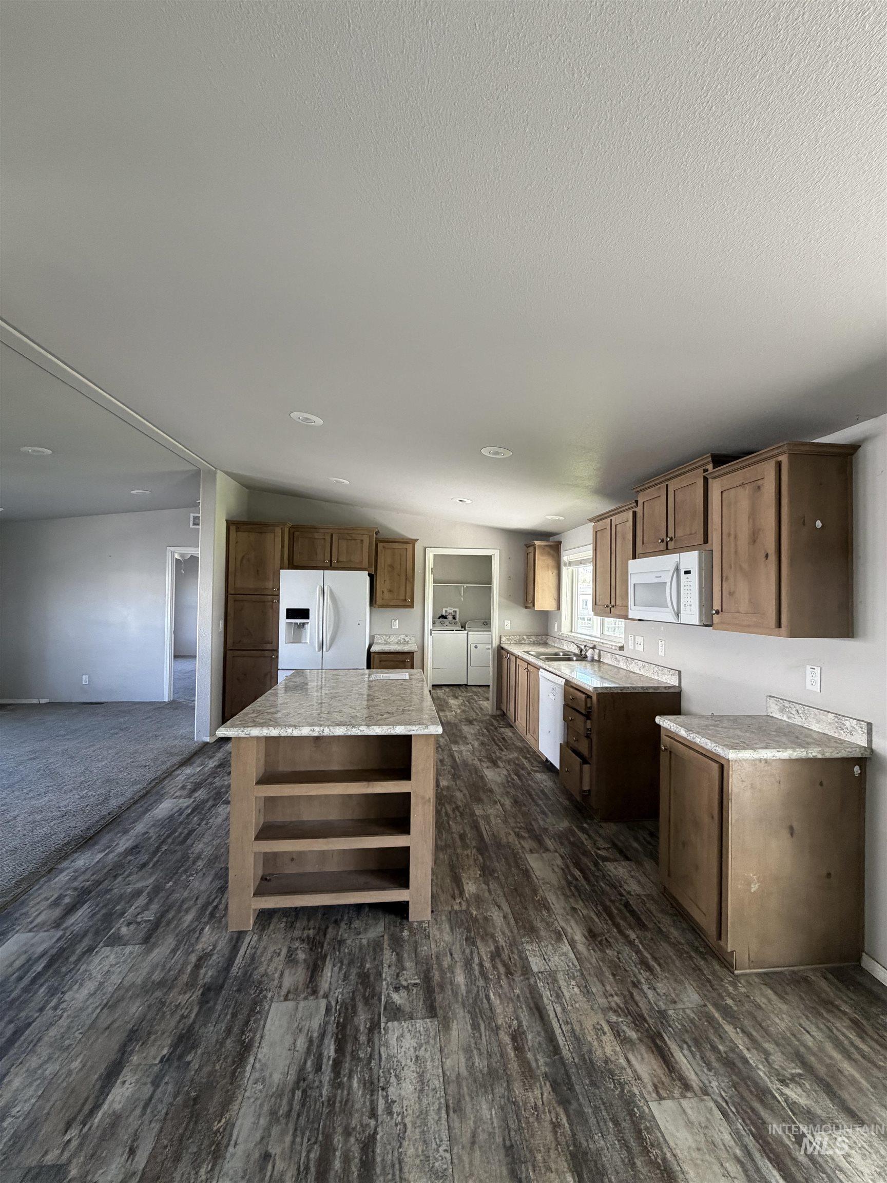 321 Joliet St, Caldwell, Idaho 83605, 3 Bedrooms, 2 Bathrooms, Residential For Sale, Price $220,000, 98981226