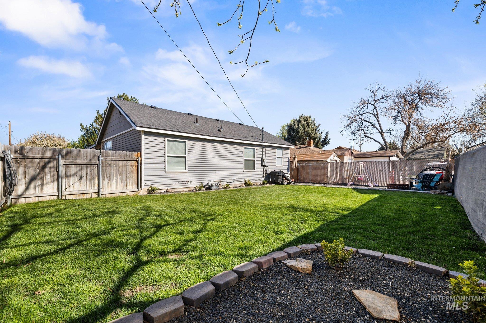1504 N 2nd St, Nampa, Idaho 83687, 3 Bedrooms, 1 Bathroom, Residential For Sale, Price $294,000, 98981229