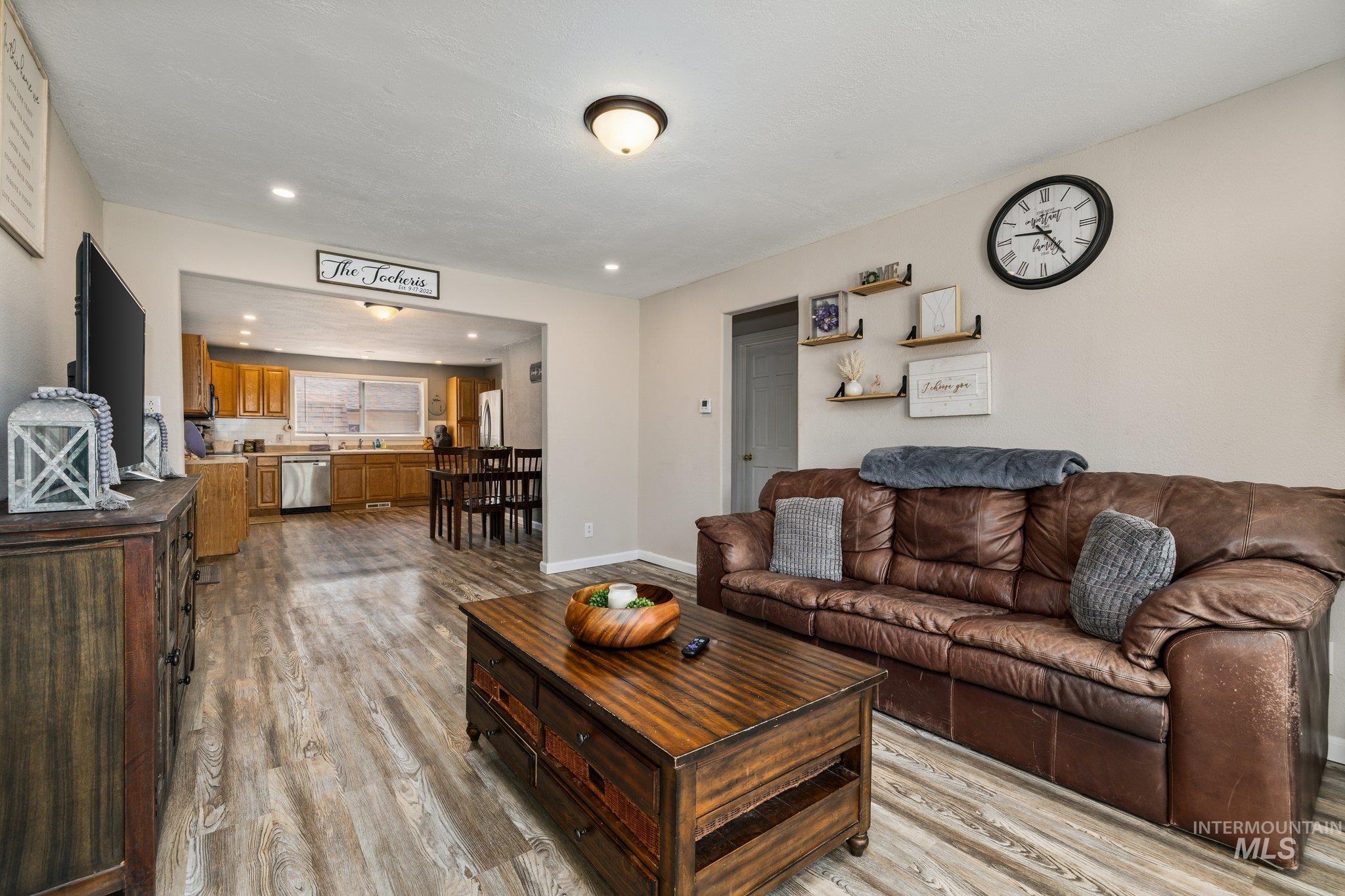 1504 N 2nd St, Nampa, Idaho 83687, 3 Bedrooms, 1 Bathroom, Residential For Sale, Price $294,000, 98981229