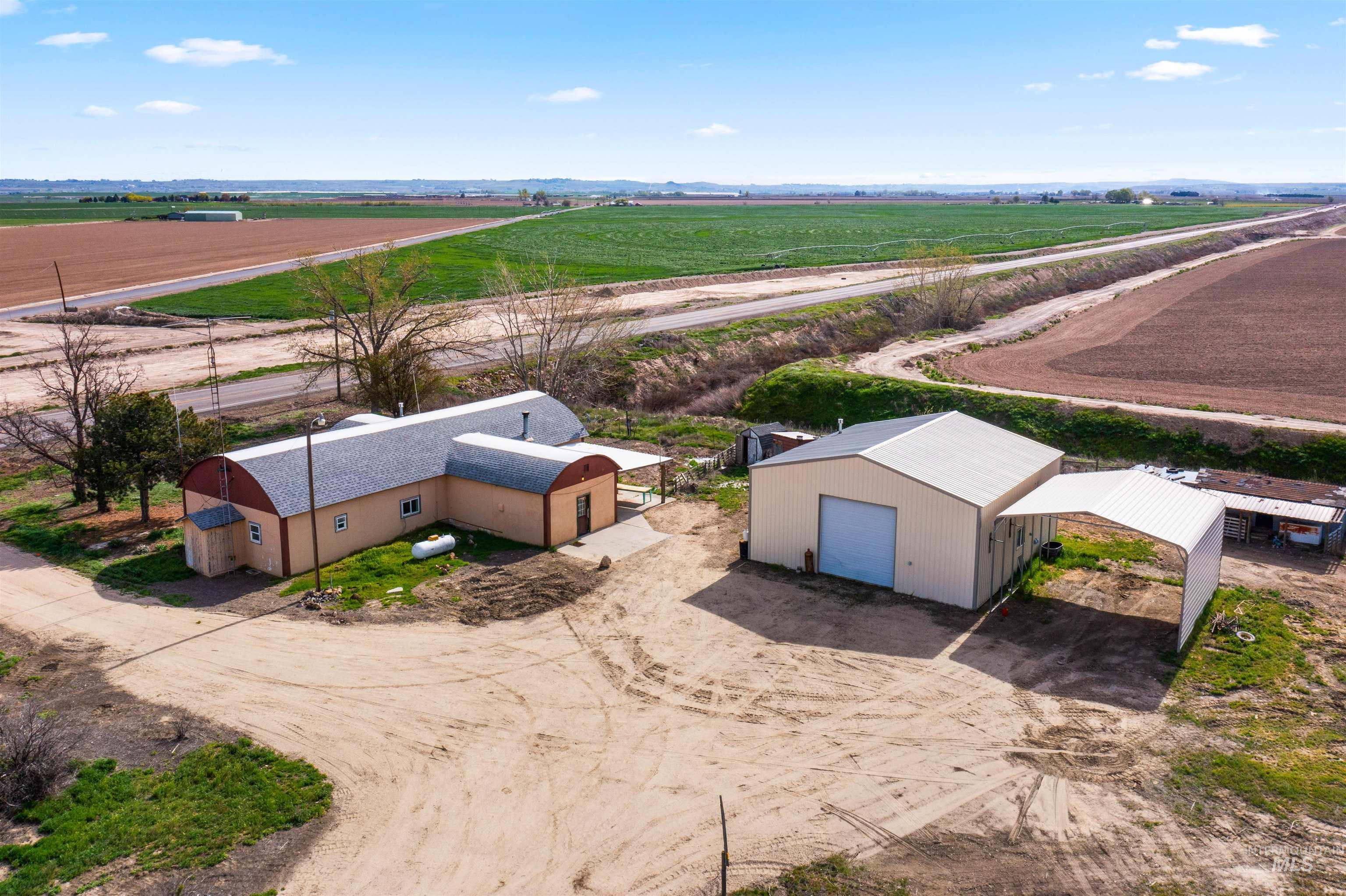 5168 Jump Creek Rd, Homedale, Idaho 83628-3677, 3 Bedrooms, 1.5 Bathrooms, Residential For Sale, Price $450,000, 98981231