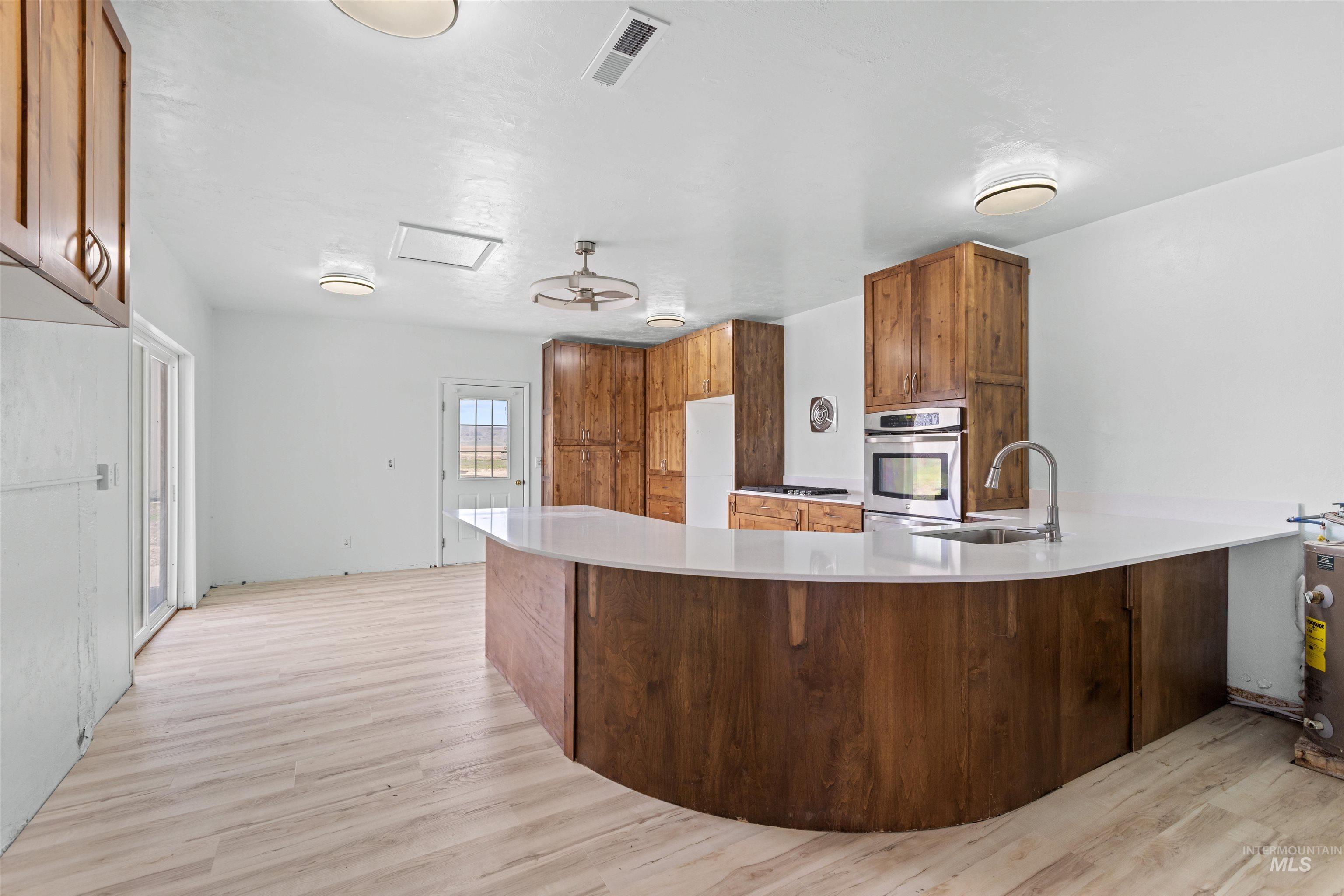 5168 Jump Creek Rd, Homedale, Idaho 83628-3677, 3 Bedrooms, 1.5 Bathrooms, Residential For Sale, Price $450,000, 98981231