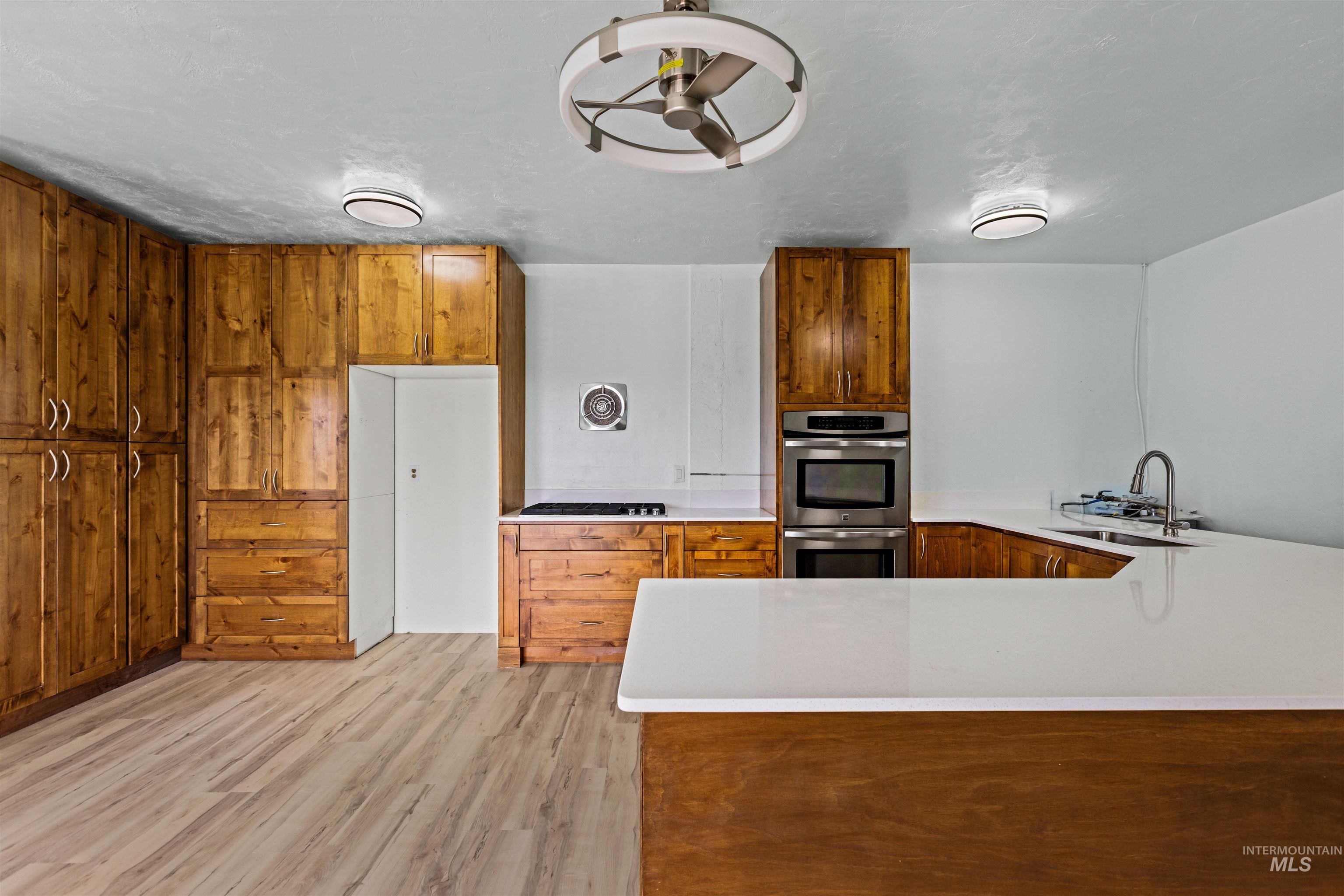 5168 Jump Creek Rd, Homedale, Idaho 83628-3677, 3 Bedrooms, 1.5 Bathrooms, Residential For Sale, Price $450,000, 98981231