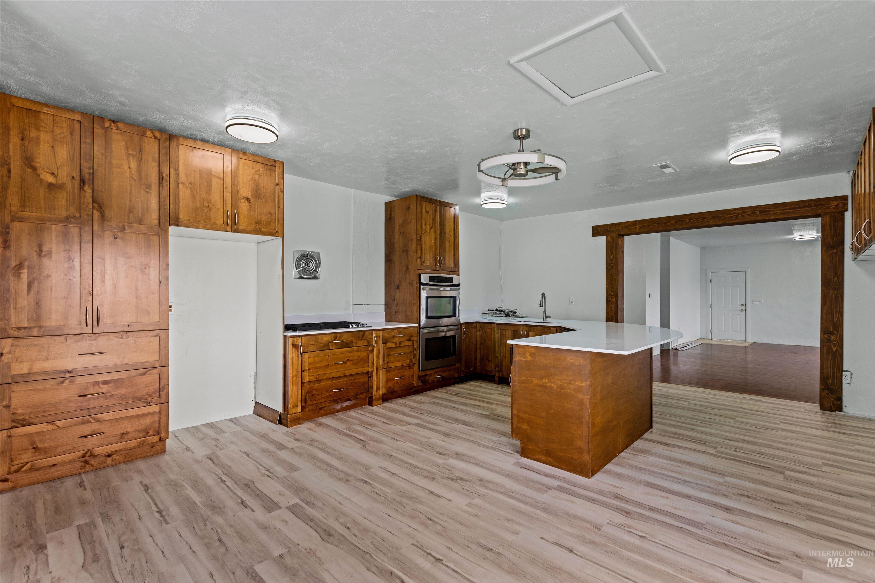 5168 Jump Creek Rd, Homedale, Idaho 83628-3677, 3 Bedrooms, 1.5 Bathrooms, Residential For Sale, Price $450,000, 98981231