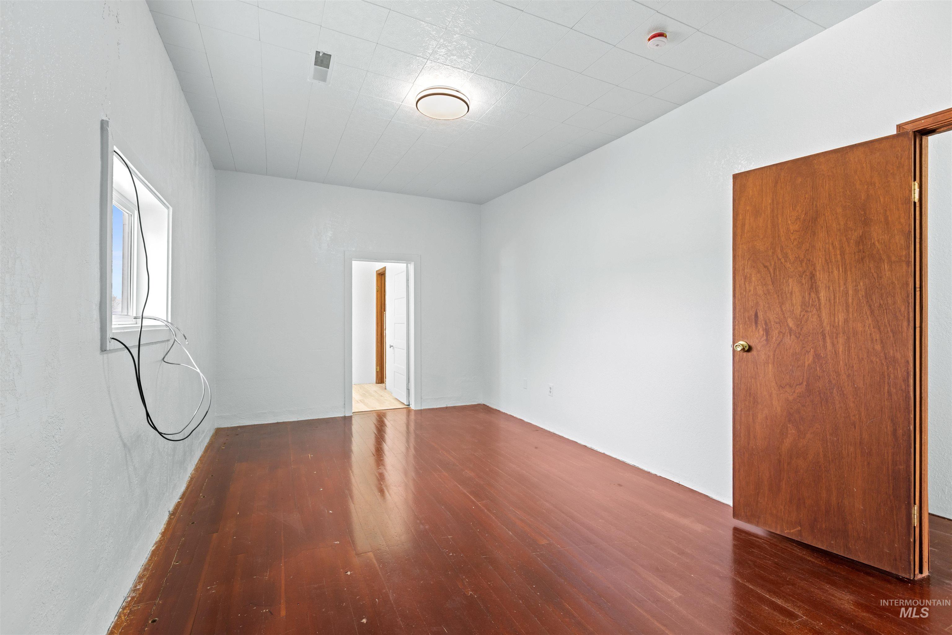 5168 Jump Creek Rd, Homedale, Idaho 83628-3677, 3 Bedrooms, 1.5 Bathrooms, Residential For Sale, Price $450,000, 98981231