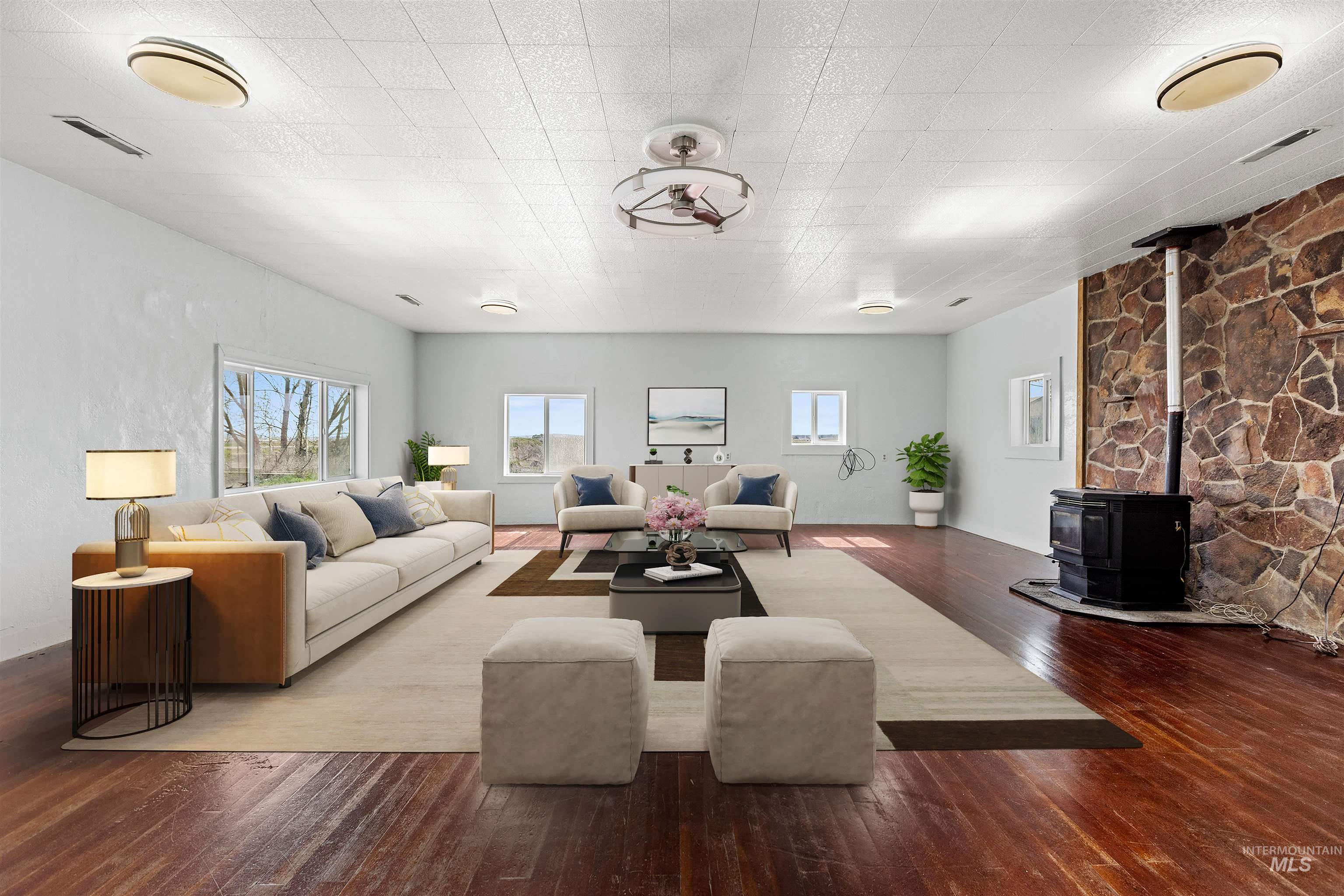 5168 Jump Creek Rd, Homedale, Idaho 83628-3677, 3 Bedrooms, 1.5 Bathrooms, Residential For Sale, Price $450,000, 98981231