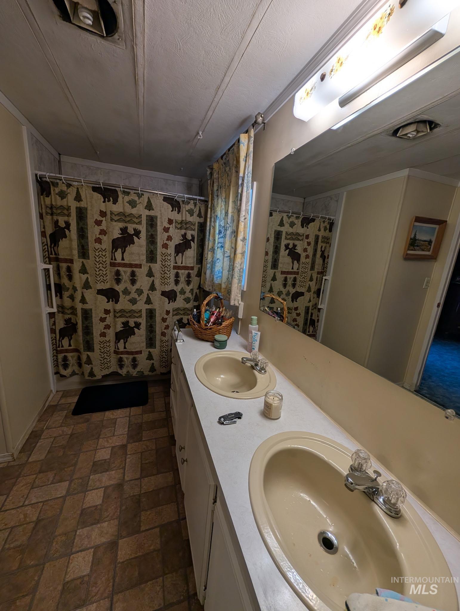 824 Nickel Street, Kamiah, Idaho 83536, 3 Bedrooms, 2 Bathrooms, Residential For Sale, Price $245,000, 98981235