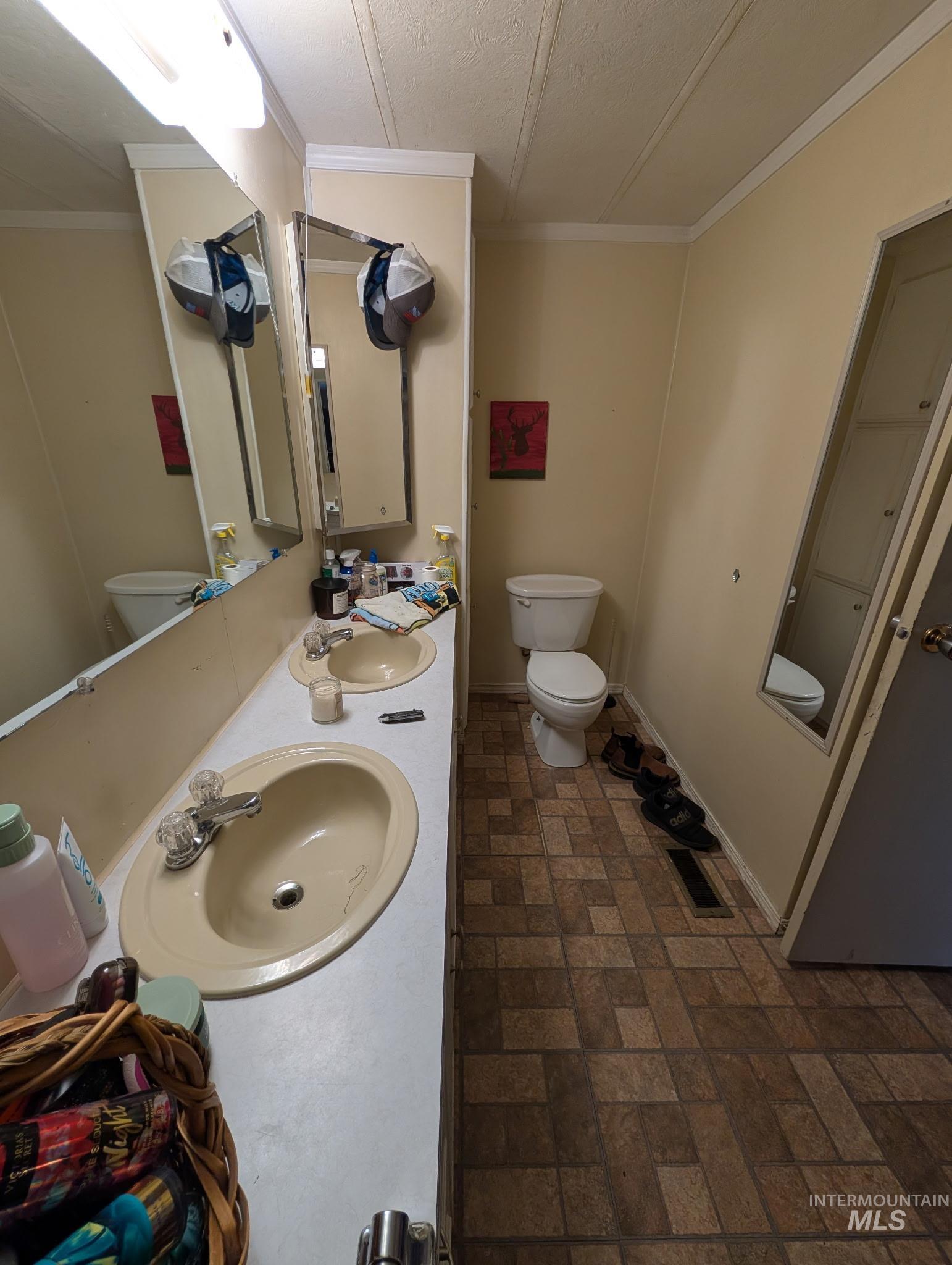 824 Nickel Street, Kamiah, Idaho 83536, 3 Bedrooms, 2 Bathrooms, Residential For Sale, Price $245,000, 98981235