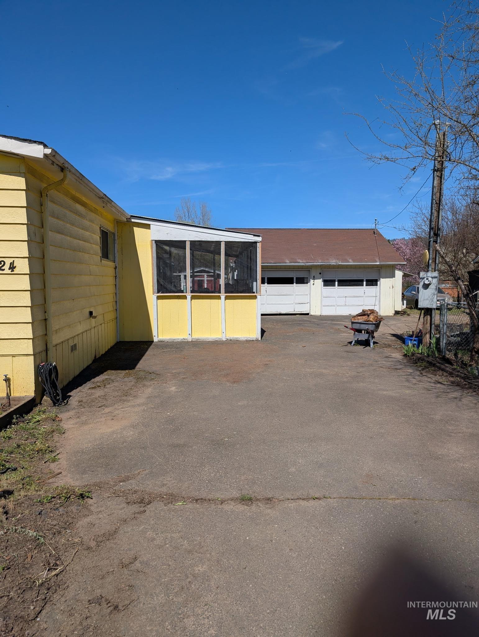 824 Nickel Street, Kamiah, Idaho 83536, 3 Bedrooms, 2 Bathrooms, Residential For Sale, Price $245,000, 98981235