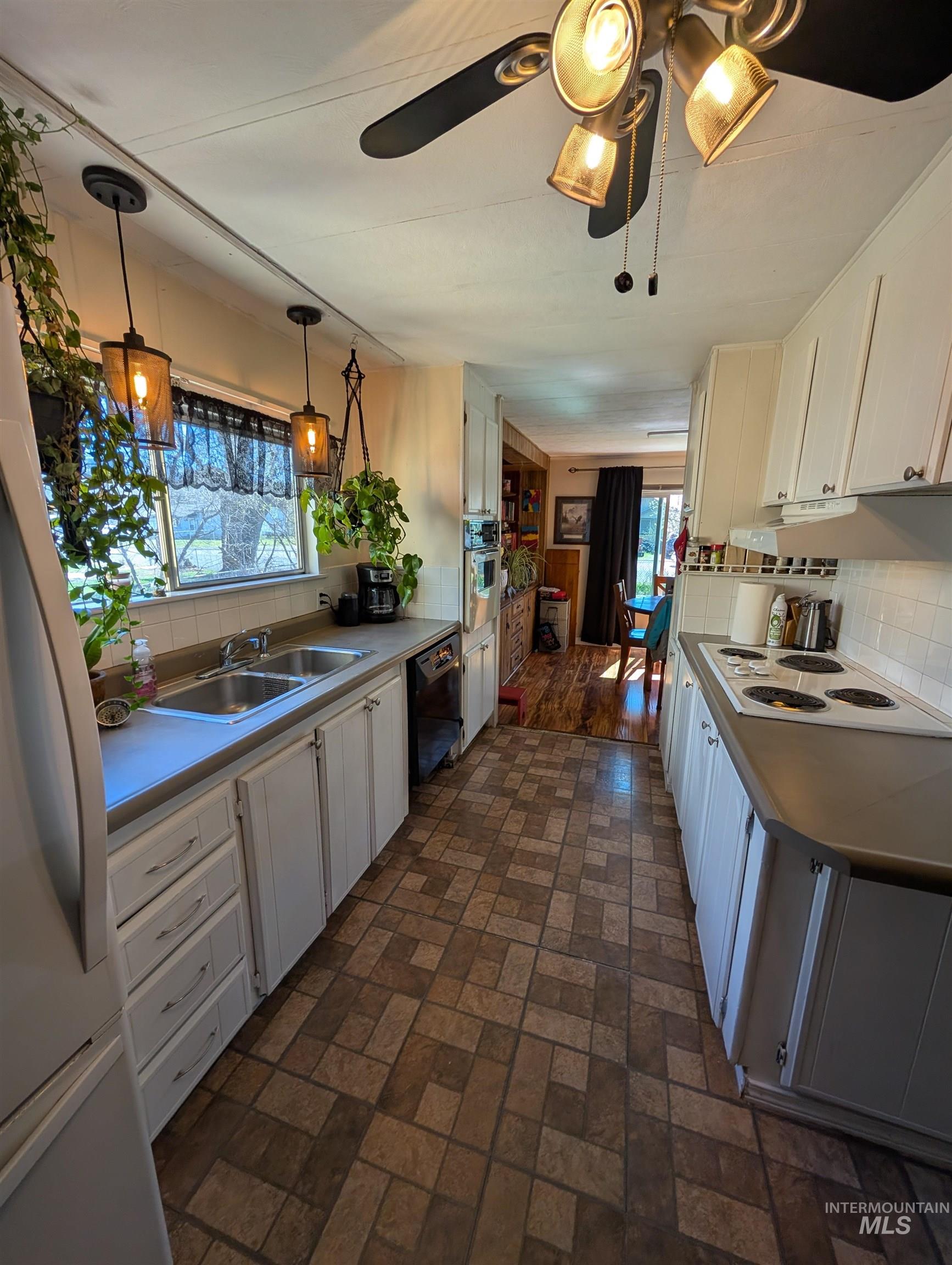 824 Nickel Street, Kamiah, Idaho 83536, 3 Bedrooms, 2 Bathrooms, Residential For Sale, Price $245,000, 98981235