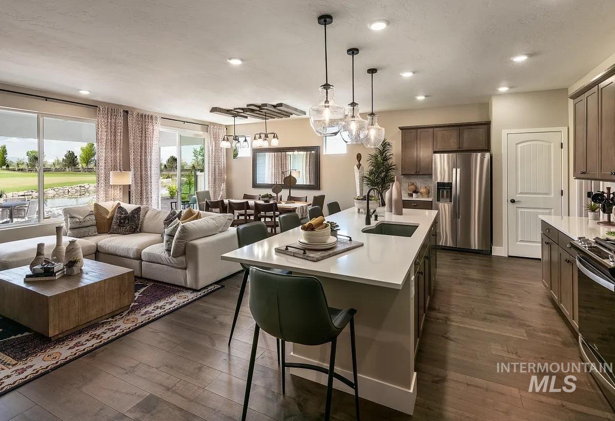 11729 W Reining Horse Ln, Kuna, Idaho 83634, 2 Bedrooms, 2 Bathrooms, Residential For Sale, Price $526,387, 98981238