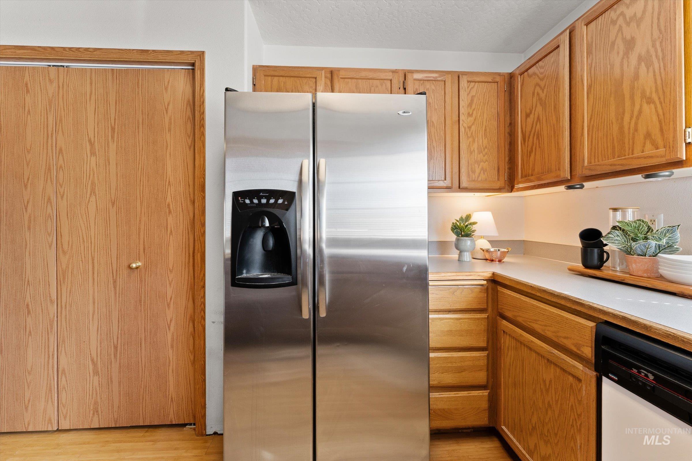 2804 Morning Mist Lane, Caldwell, Idaho 83605-7024, 2 Bedrooms, 2 Bathrooms, Residential For Sale, Price $275,000, 98981239