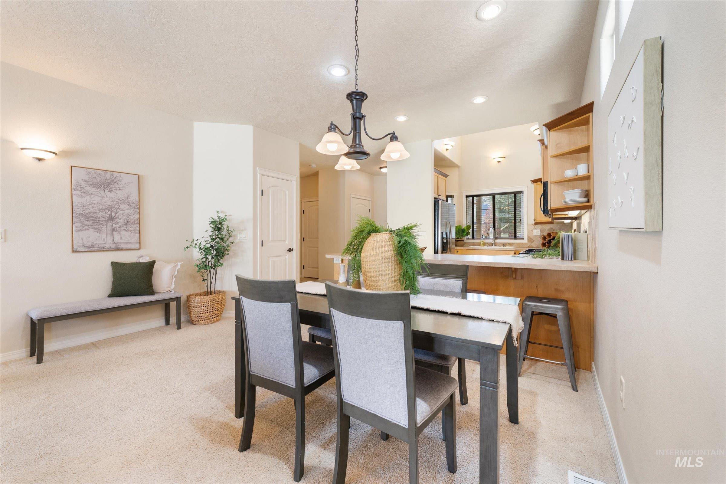 2254 S Blackspur Way, Meridian, Idaho 83642-7496, 2 Bedrooms, 2 Bathrooms, Residential For Sale, Price $400,000, 98981240