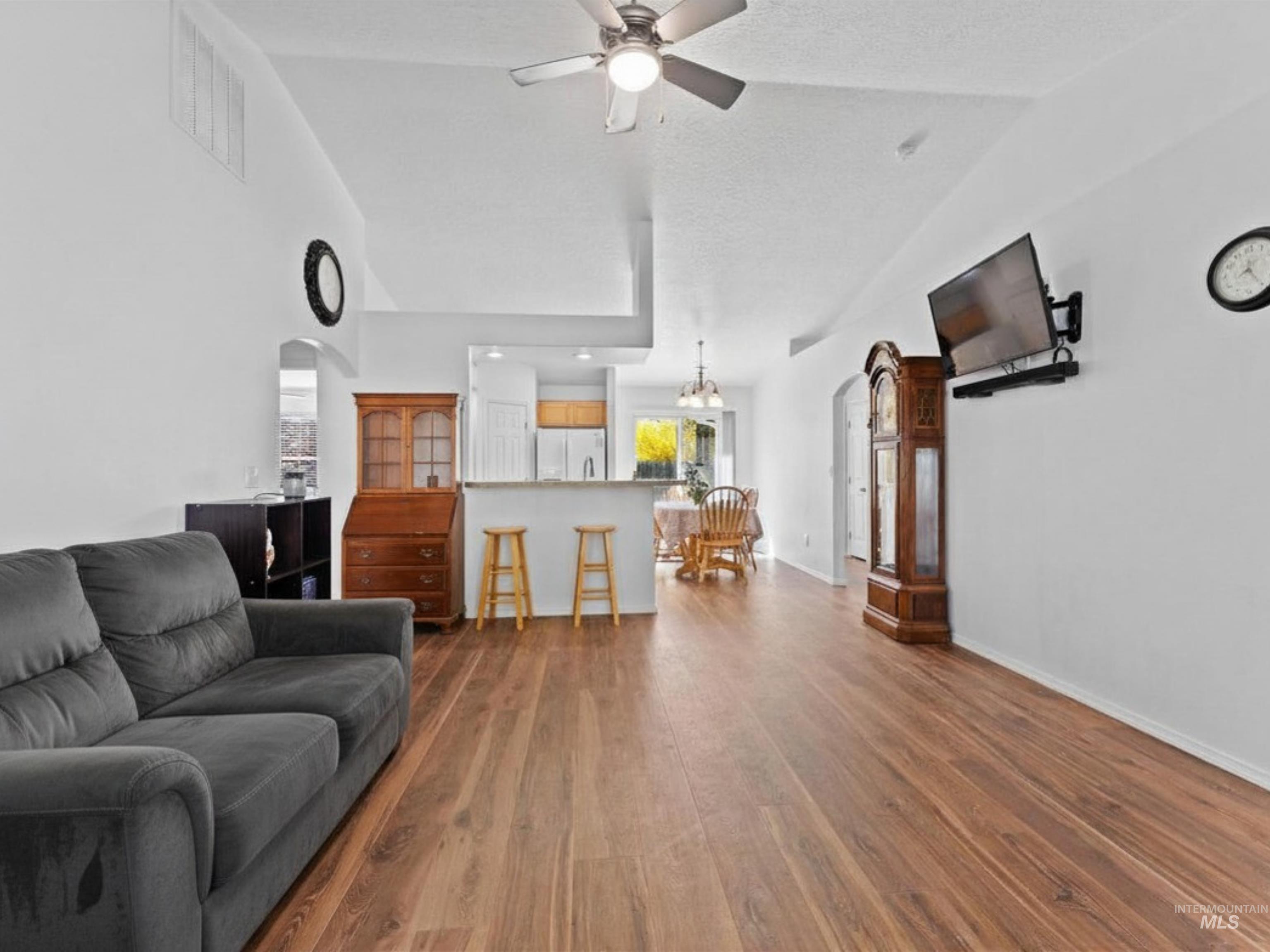 14213 Carolina St, Caldwell, Idaho 83607-1465, 4 Bedrooms, 2 Bathrooms, Residential For Sale, Price $360,000, 98981241