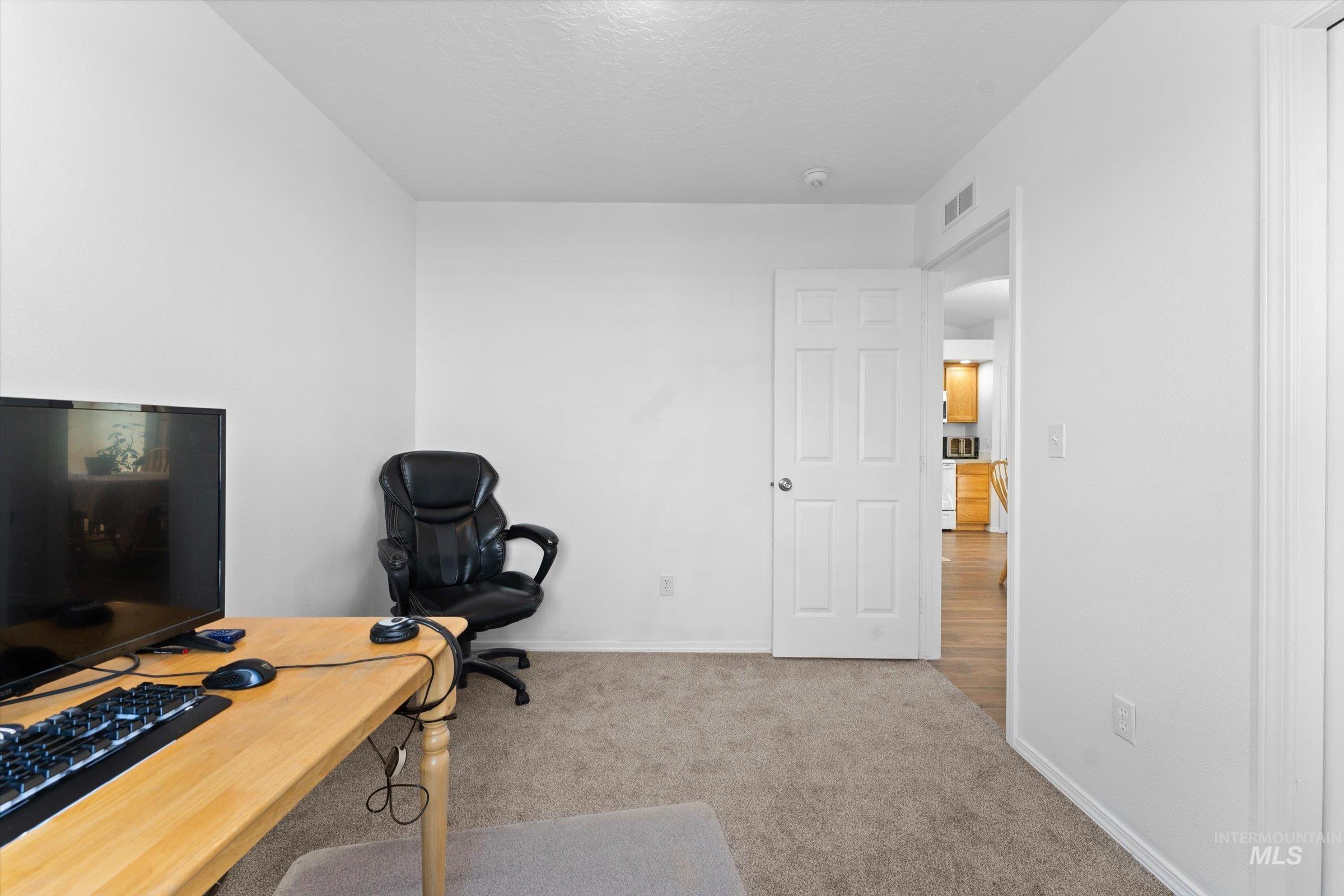 14213 Carolina St, Caldwell, Idaho 83607-1465, 4 Bedrooms, 2 Bathrooms, Residential For Sale, Price $360,000, 98981241