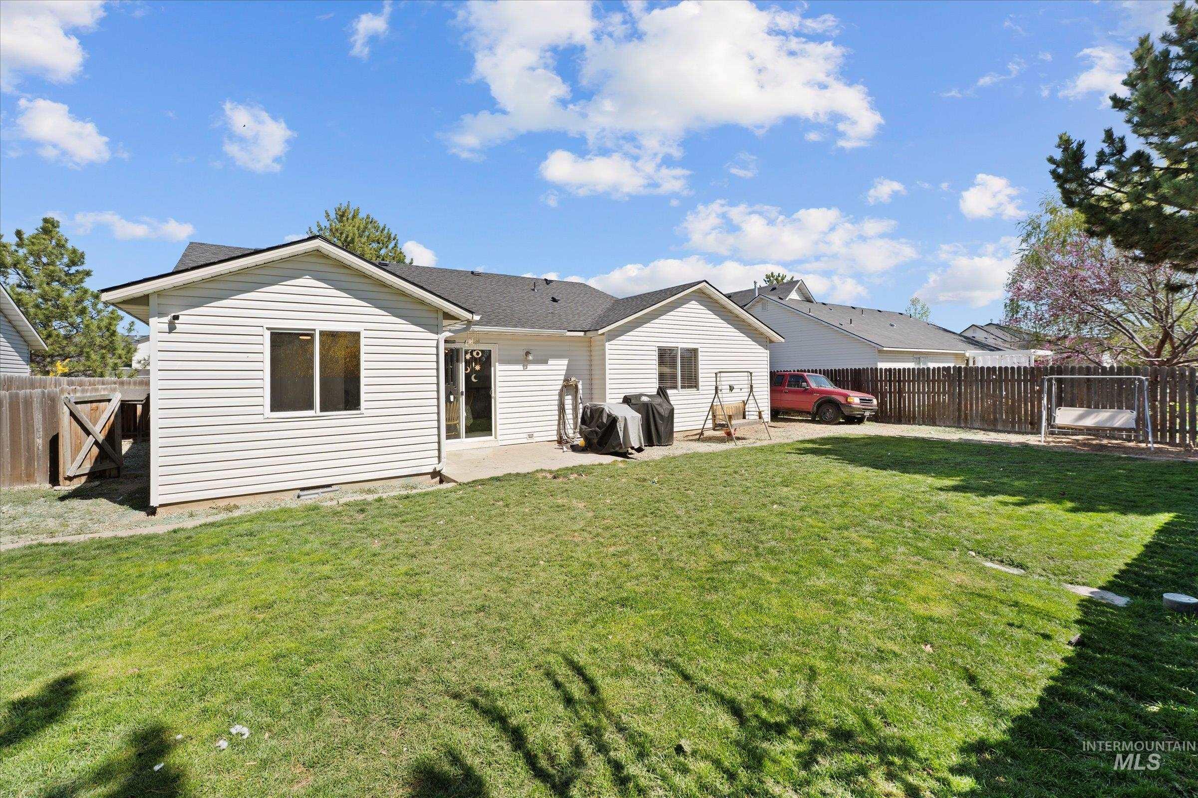 14213 Carolina St, Caldwell, Idaho 83607-1465, 4 Bedrooms, 2 Bathrooms, Residential For Sale, Price $360,000, 98981241